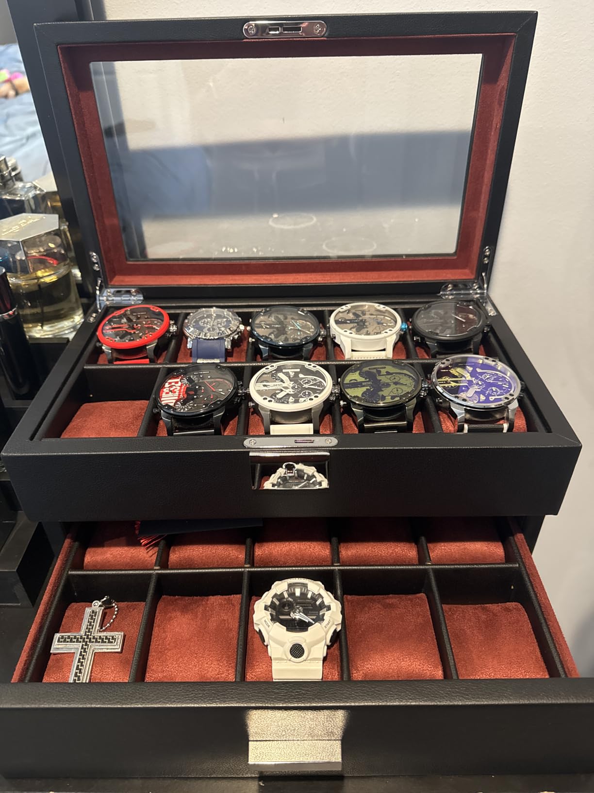 ROTHWELL 20 Slot Leather Watch Box - Luxury Case Display Jewelry Organizer, Locking Display Case Holder with Large Real Glass Top (Tan/Brown) customer photo 2