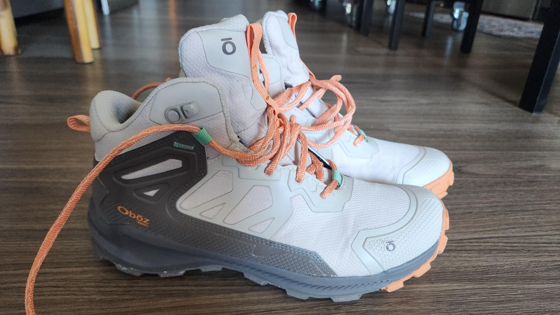 Oboz Women's Katabatic Mid B-DRY Waterproof Hiking Boot customer photo 2