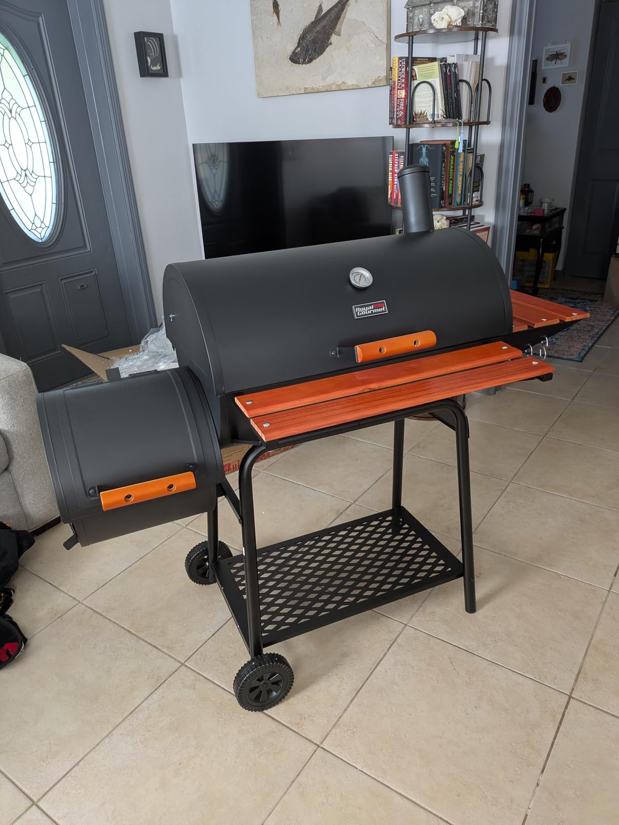 Royal Gourmet CC1830W 30-Inch Charcoal Grill with Offset Smoker and Wood-Painted Side Table, Outdoor Smoker Grill with 811 Sq. In. Cooking Area for Outdoor Barbecue Event, Black customer photo 1