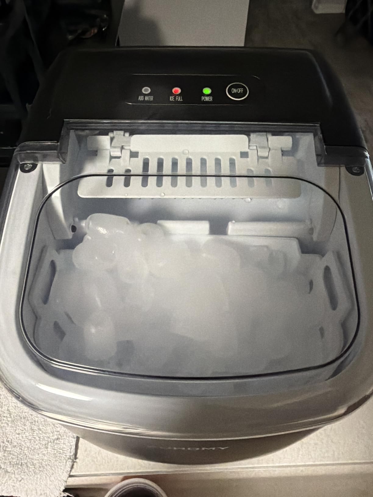 EUHOMY Countertop Ice Maker Machine with Handle, 26lbs in 24Hrs, 9 Ice Cubes Ready in 6 Mins, Auto-Cleaning Portable Ice Maker with Basket and Scoop, for Home/Kitchen/Camping/RV (Black) customer photo 2