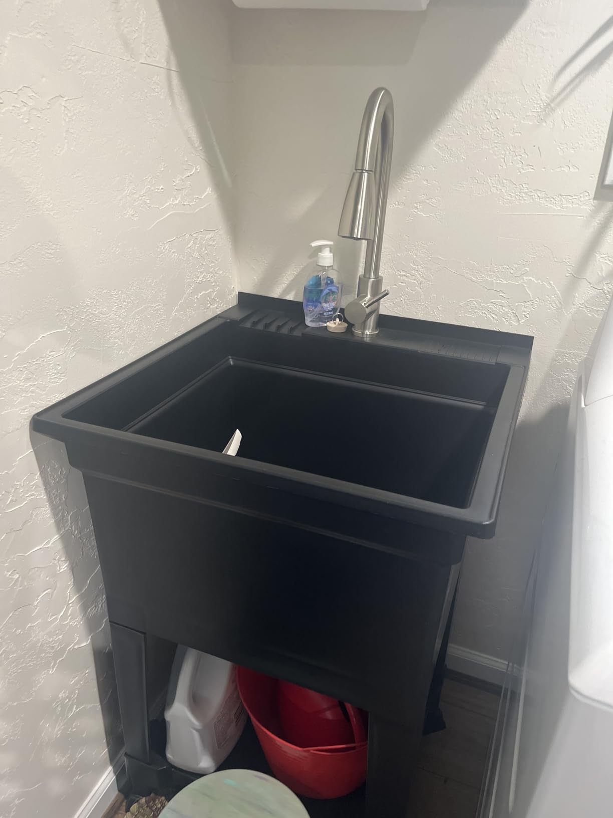 UTILITYSINKS Freestanding Utility Tub Sink with Quick Connect Drain, 24 x 24