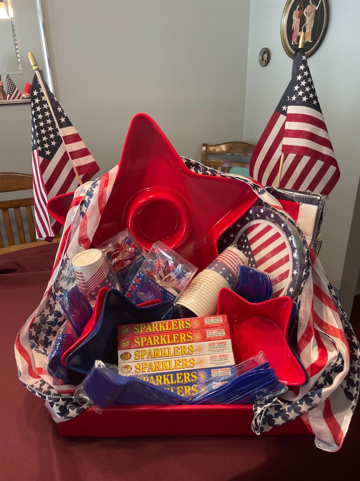 Childom Patriotic Party Supplies,152Pcs American Flag Themed Party Set,Patriotic Party Decorations,American Flag Tablecloth,4th of July Plates Cups,Red White and Blue Decor for Outside,Picnic,Memorial customer photo 2