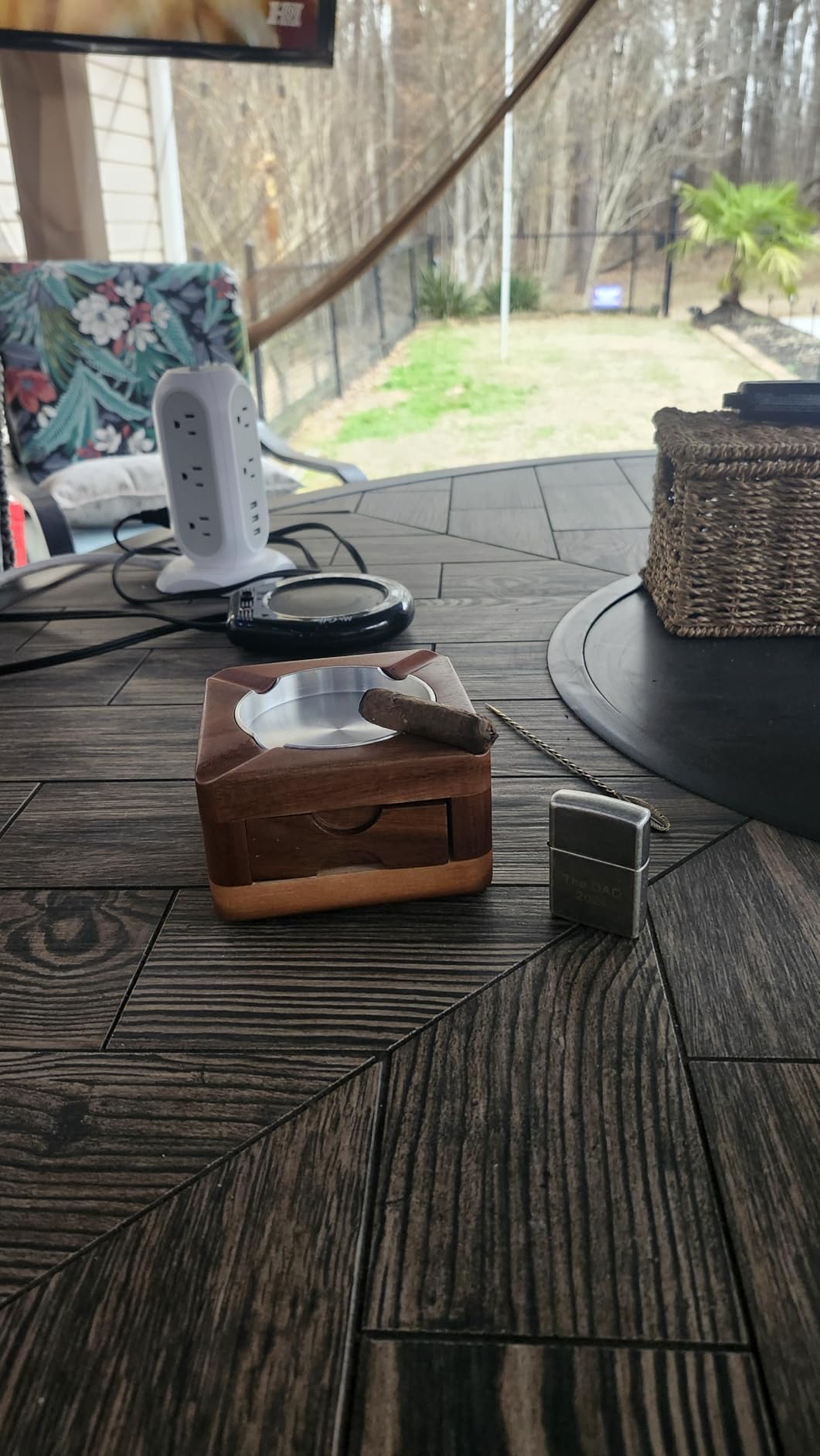 Tesonway Cigar Ashtray, Wooden Ashtray, Square Ashtray 4 Slots Cigar Holder with Accessories Drawer for Indoor Outdoor Patio Home Office, Personalized Cigar Gifts for Men customer photo 2
