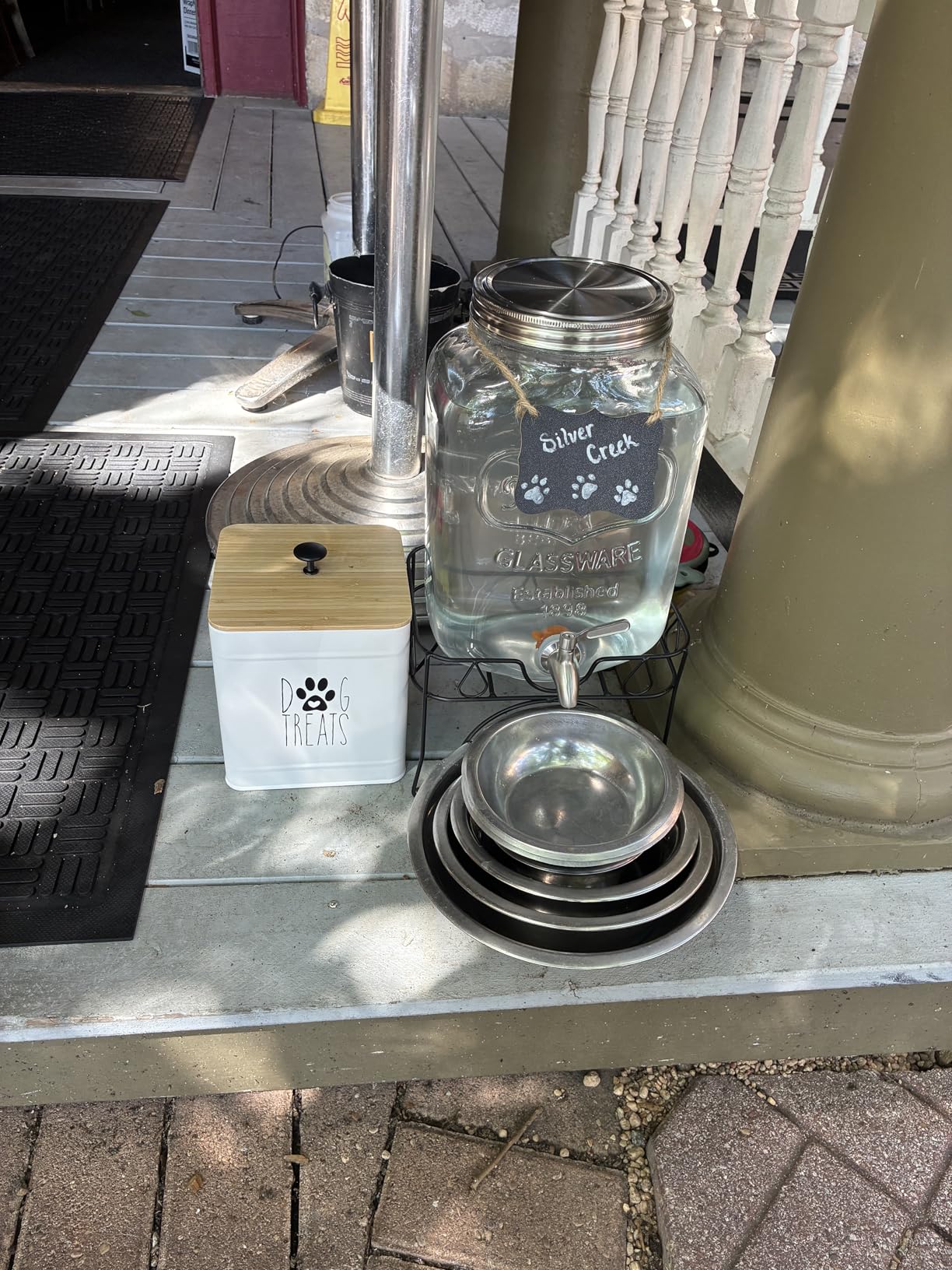 2 Gallon Glass Beverage Dispenser with Stand and Lid, 18/8 Stainless Steel Spigot - Glass Drink Dispensers for Parties - Mason Jar Drink Dispensers with Lids customer photo 1