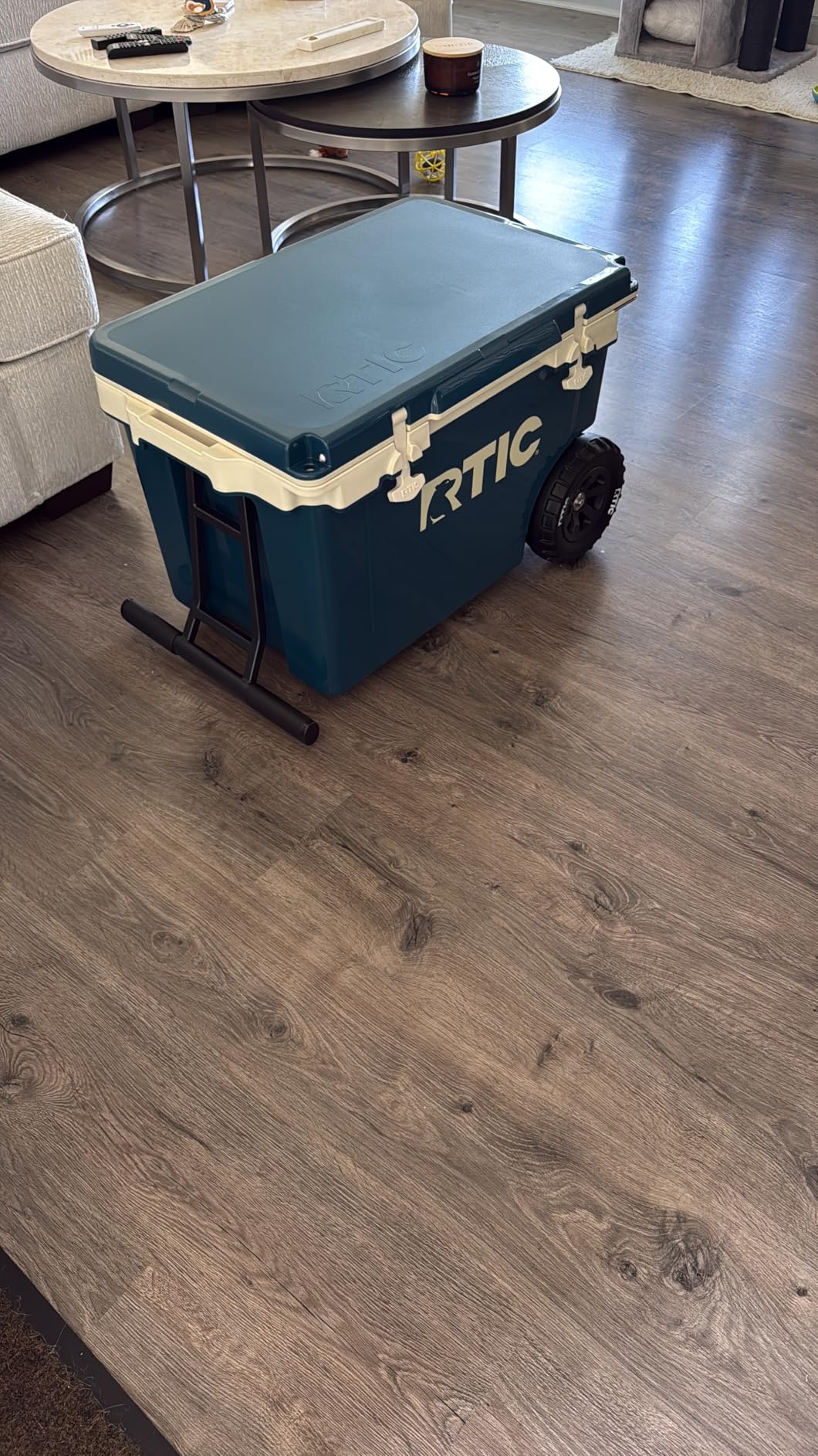 RTIC 52 Quart Ultra-Light Wheeled Hard Cooler Insulated Portable Ice Chest Box for Beach, Drink, Beverage, Camping, Picnic, Fishing, Boat, Barbecue, 30% Lighter Than Rotomolded Coolers customer photo 2
