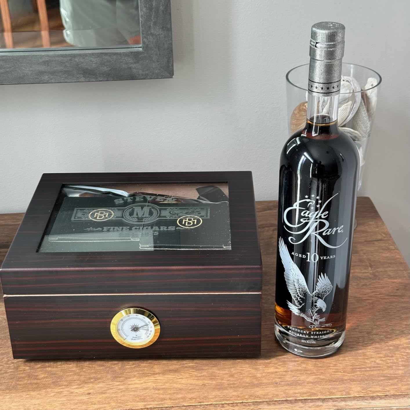 Engraved Cigar Humidor Box Set with Cigar Glasses - 5pc Cigars Accessories for Men customer photo 1