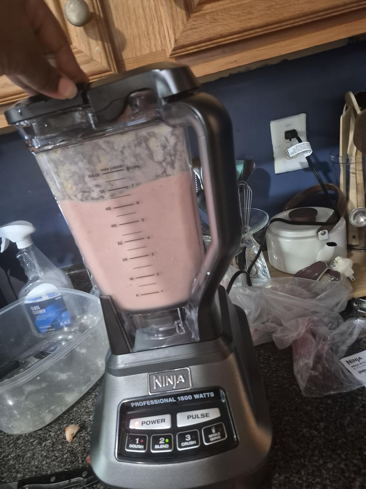 Ninja Kitchen System | All-in-One for Smoothies, Frozen Drinks, Veggie Chopper & More | With Full-Size Pitcher, 8 Cup Food Processor Bowl, (2) 18 oz. Cups, | 1200 Watt | Dark Grey | BR601AMZ customer photo 1