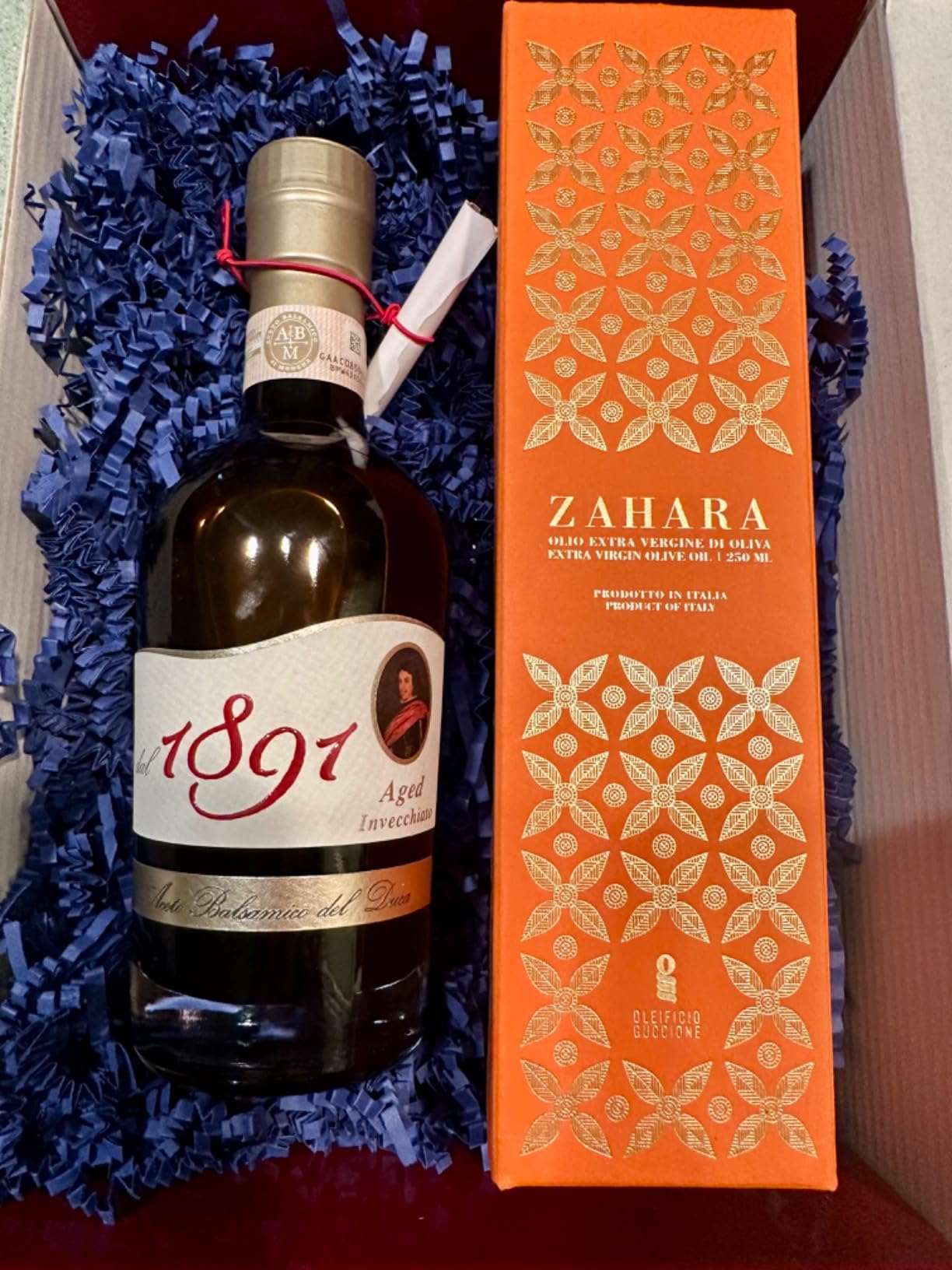 Brava Giulia Gift Box - Aged Balsamic Vinegar of Modena and Sicilian Extra Virgin Olive Oil - Imported Gourmet Italian Duo, 8.45 fl oz Each customer photo 1
