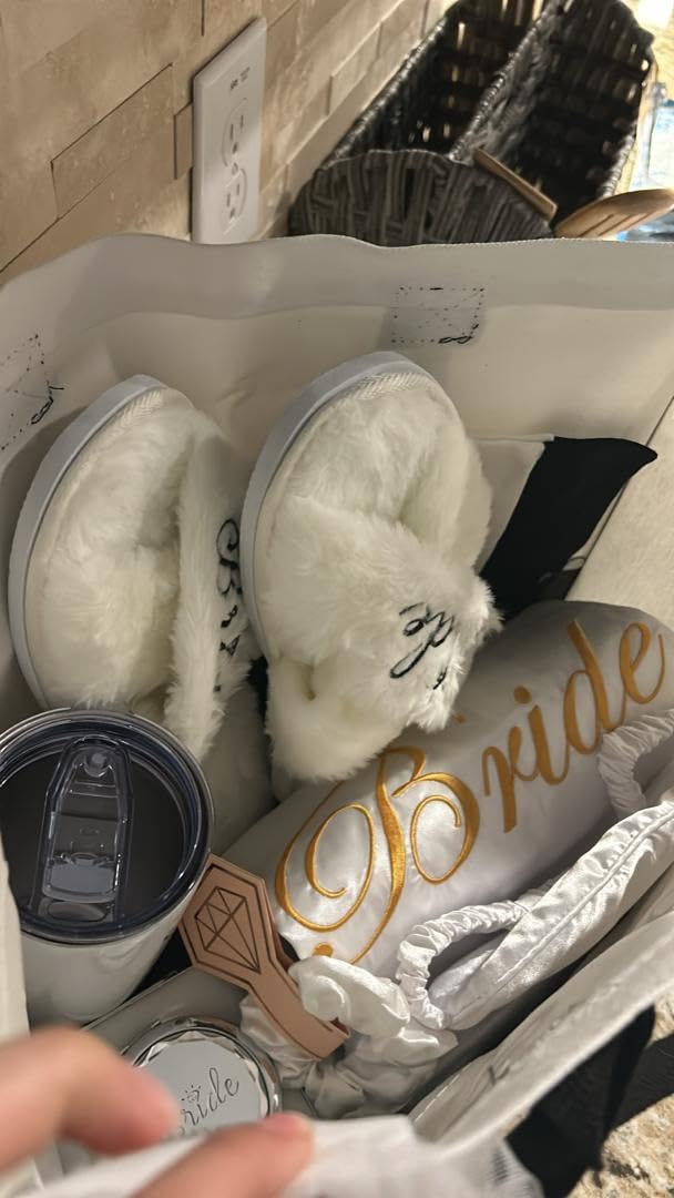JaGely 9 Pcs Bride Gifts Set Bride Shower Bachelorette Gifts with Wine Tumbler Robe Bag Eyemask Scrunchie Jewelry Box customer photo 1