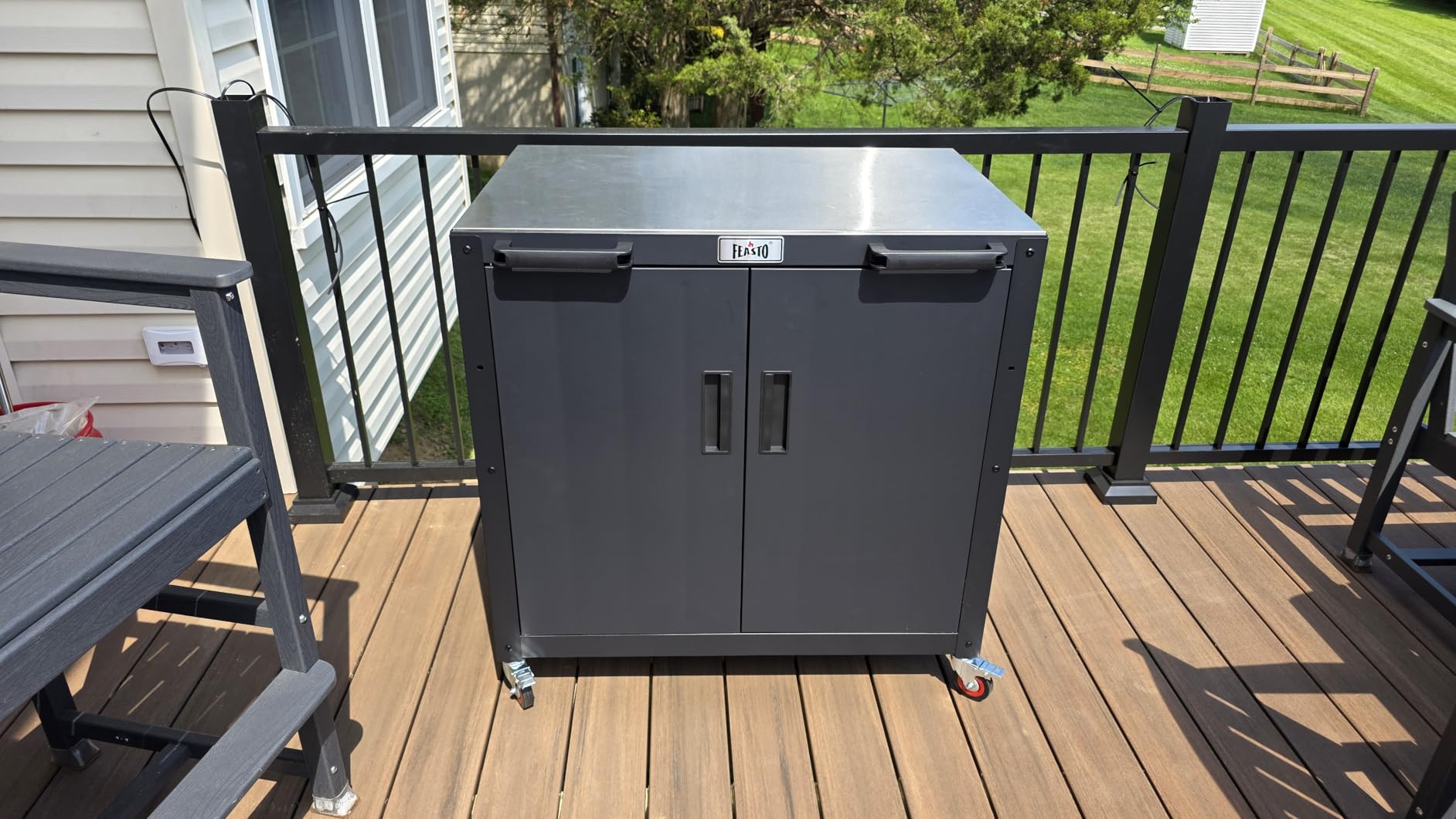 Feasto Outdoor Grill Cart with Storage Cabinet and Stainless Steel Top, 35-Inch Outdoor Grill Station with Door, Modular Kitchen Island for Food Prep and BBQ, Black & Silver customer photo 2