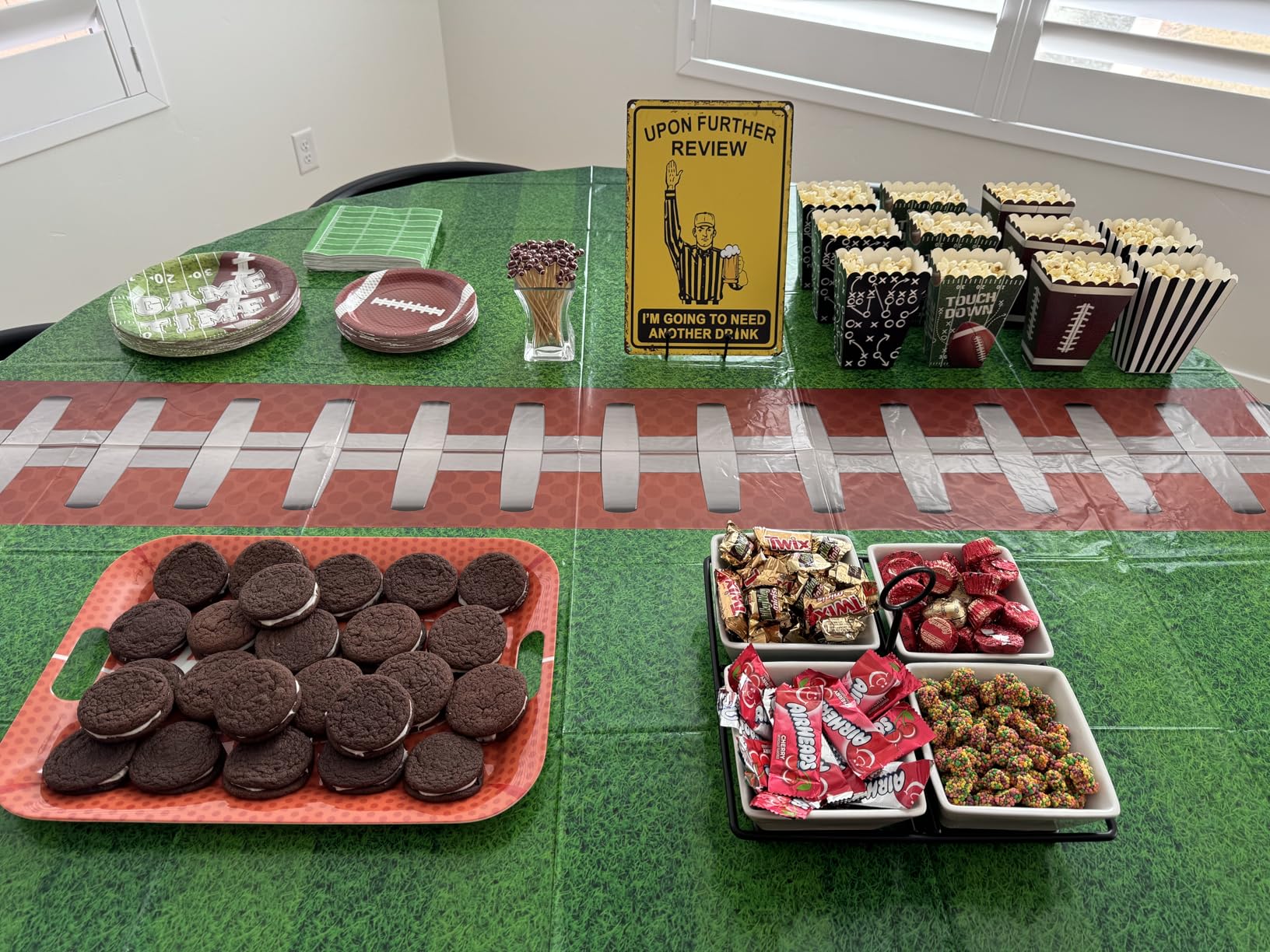 gisgfim 2Pcs Football Serving Trays, 16.1 x 11.1 Inch, Melamine, Rectangular, Green, Football Themed Design, Stackable, Handle, Perfect for Game Day Snacks, Tailgate, Birthday Party Decorations customer photo 1