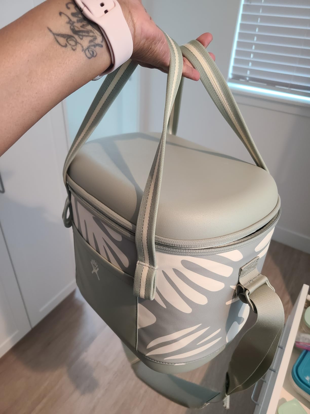 Hydro Flask Cooler Bag - Insulated Portable Soft Cooler - 12 L Capacity in Cascade customer photo 2