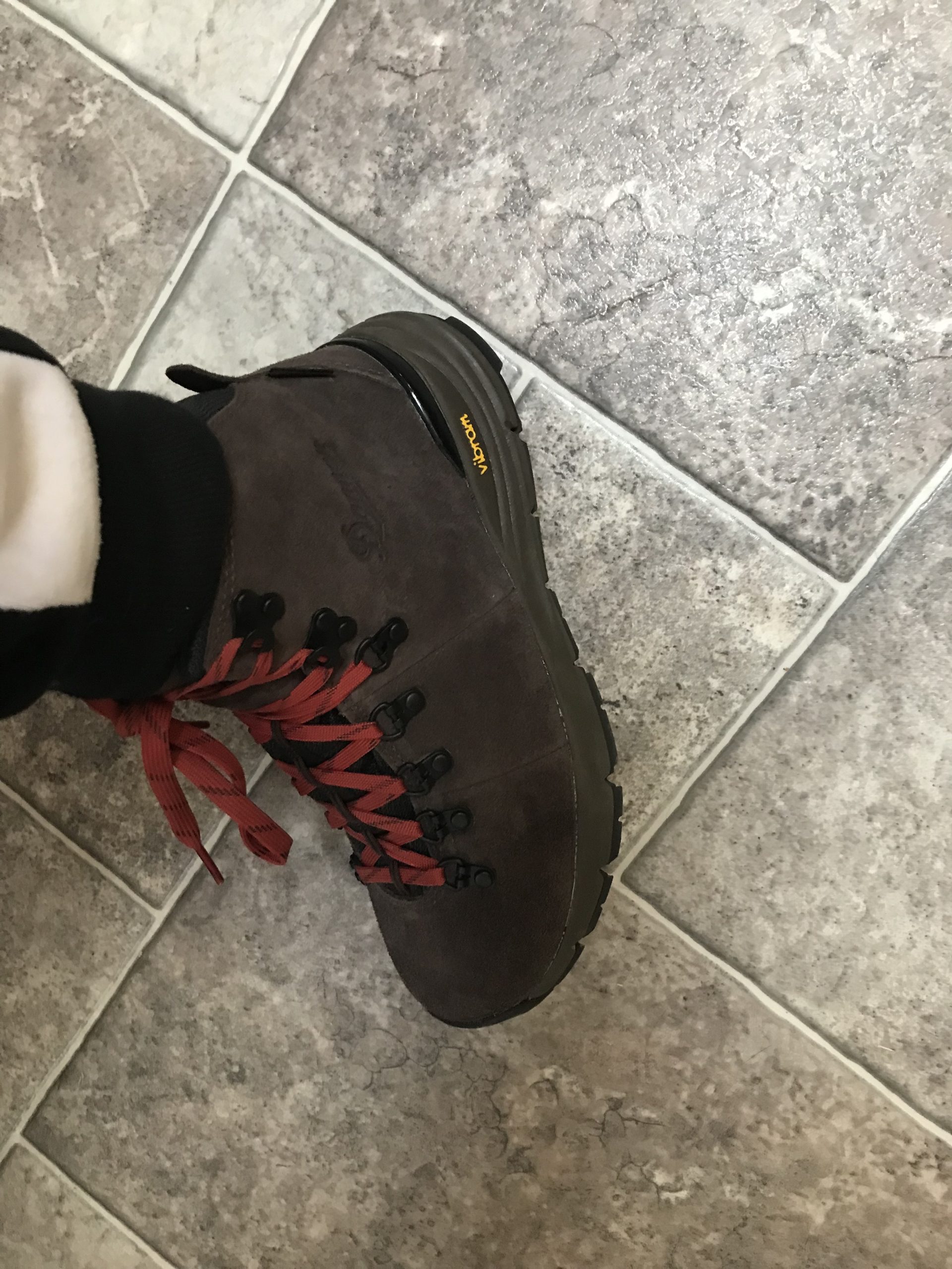 Danner Women's Mountain 600 Waterproof Hiking Boot customer photo 1