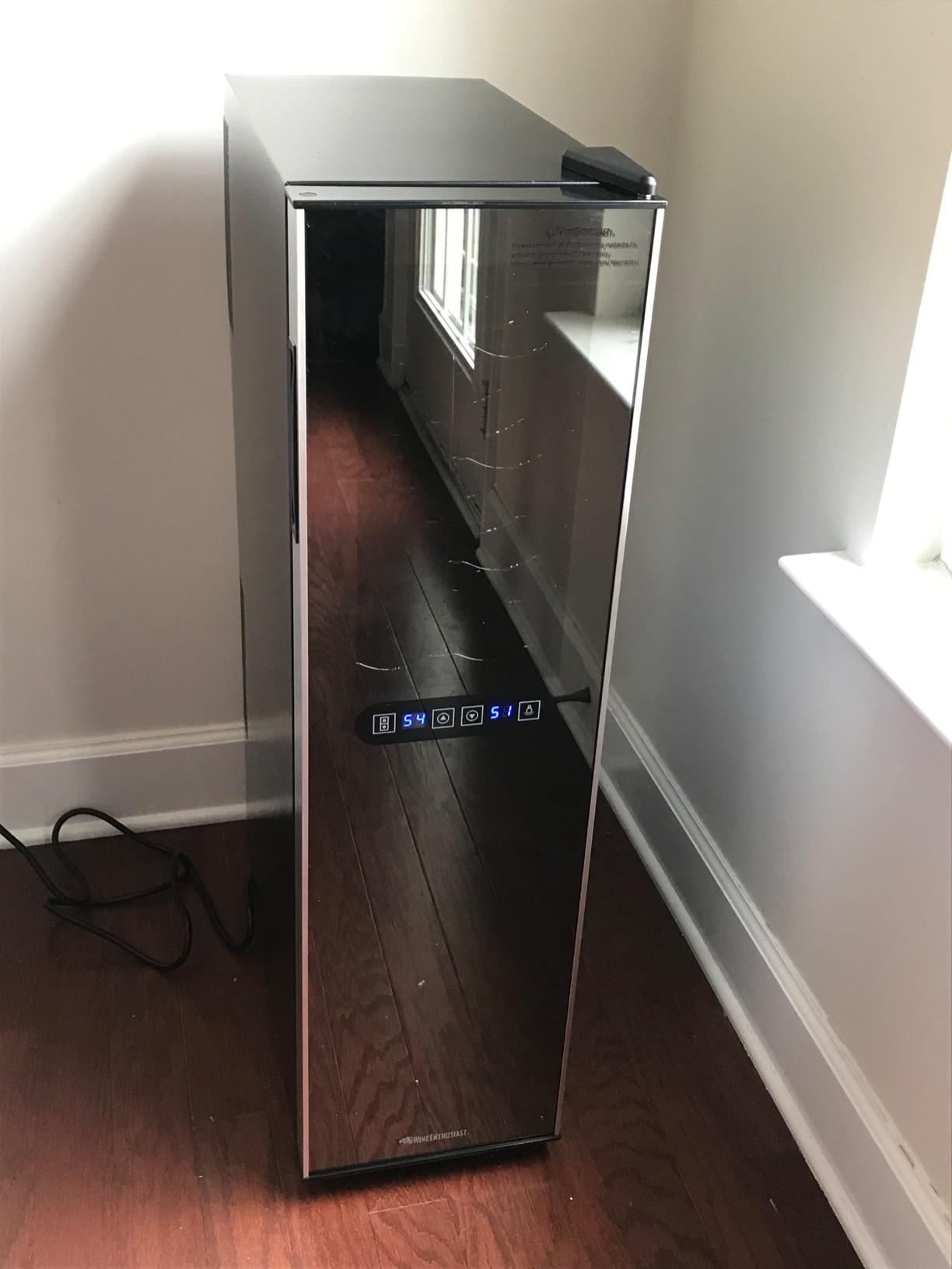 Wine Enthusiast 18-Bottle Slimline Dual Zone Wine Cooler - Energy Efficient Freestanding Wine Refrigerator - Upright Bottle Storage, Adjustable Thermostat, Digital Touchscreen customer photo 2