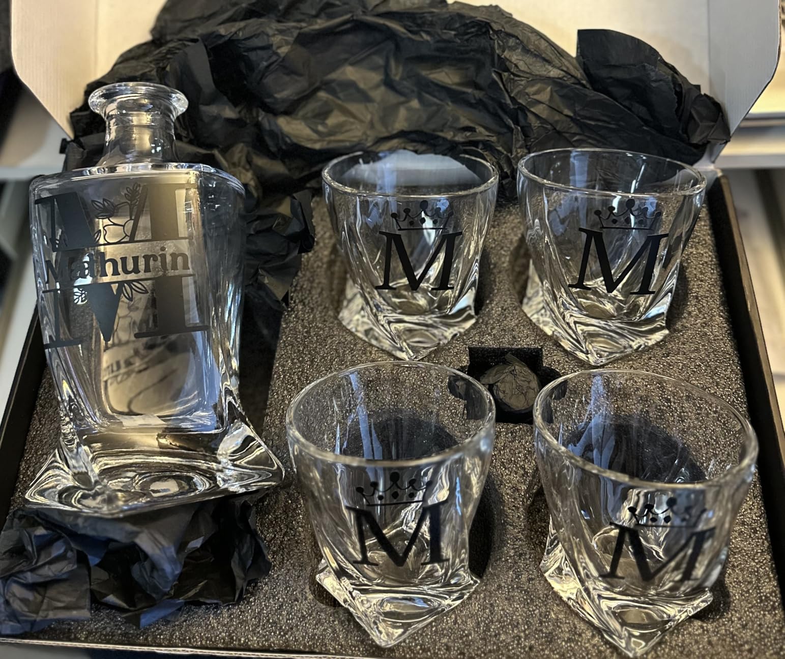Whiskey Decanter Globe Set for Men with 4 Glasses, Bourbon, Rum, Scotch, Crystal Clear Decanter Sets - Whiskey Gifts for Men Dad Him (Globe Decanter) customer photo 1