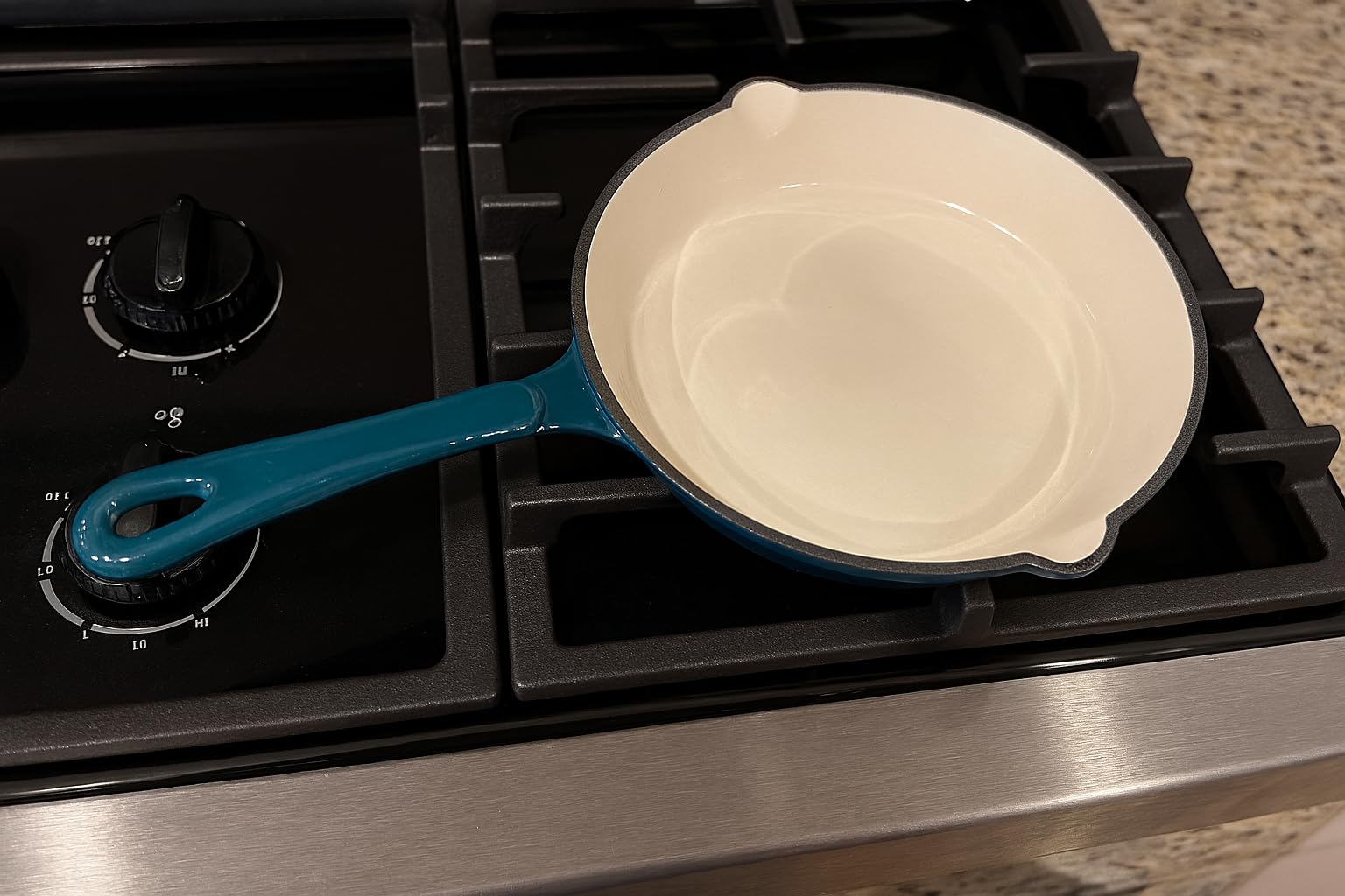 Hisencn Enameled Cast Iron Skillet Set - 3 Piece Ceramic Coated Fry Pan Set (8