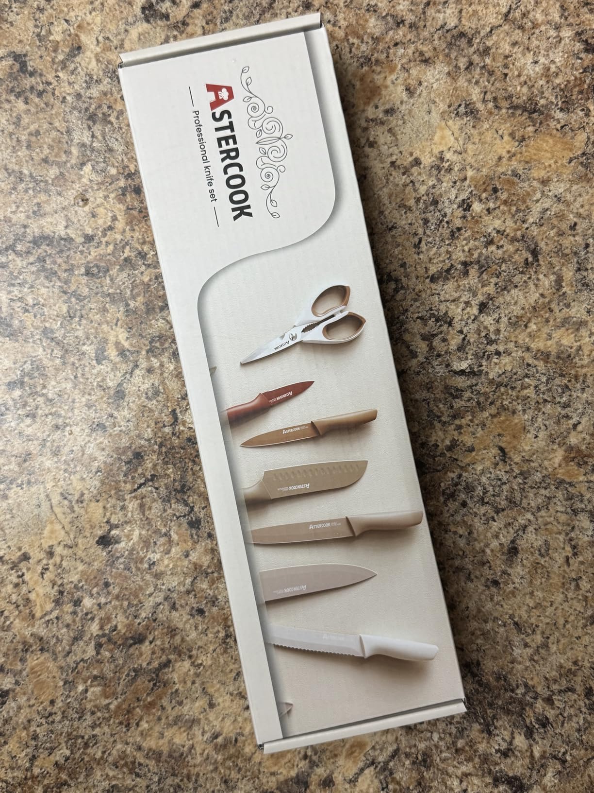 Astercook Knife Set, 13 Pieces Kitchen Knives Set with Healthy Anti-Rust Coating, Dishwasher Safe, Stainless Steel Chef Knife Sets with 6 Blade Guards, Perfect Holiday Gifts for Kitchen customer photo 1