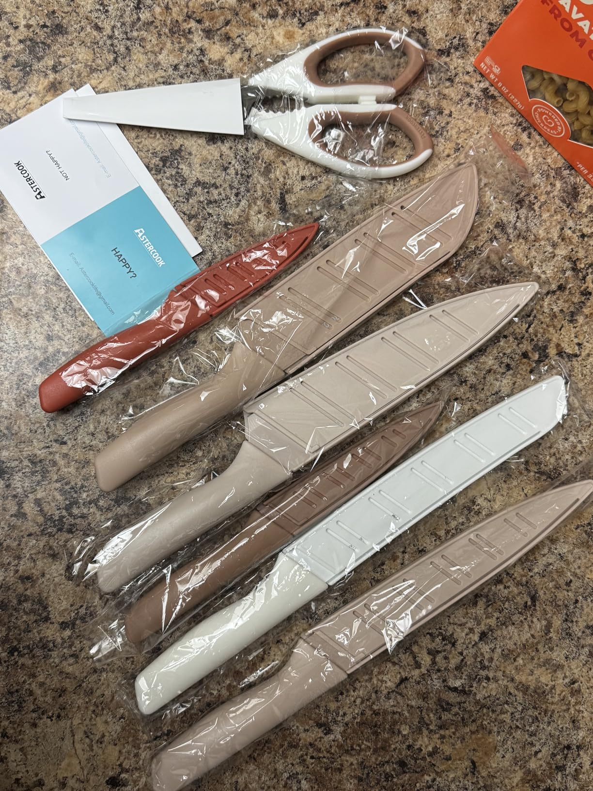 Astercook Knife Set, 13 Pieces Kitchen Knives Set with Healthy Anti-Rust Coating, Dishwasher Safe, Stainless Steel Chef Knife Sets with 6 Blade Guards, Perfect Holiday Gifts for Kitchen customer photo 2
