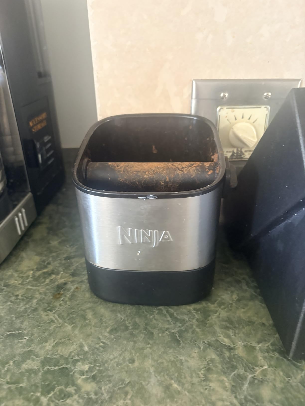 Ninja Luxe Cafe Knock Box, Accessories for Espresso Machine, Easy & Mess-Free Puck Disposal, Coffee & Espresso Grounds, Non-slip Base, Removable Bar, Holds 10 Double Shot Pucks, XSKKNOCKBOX customer photo 2