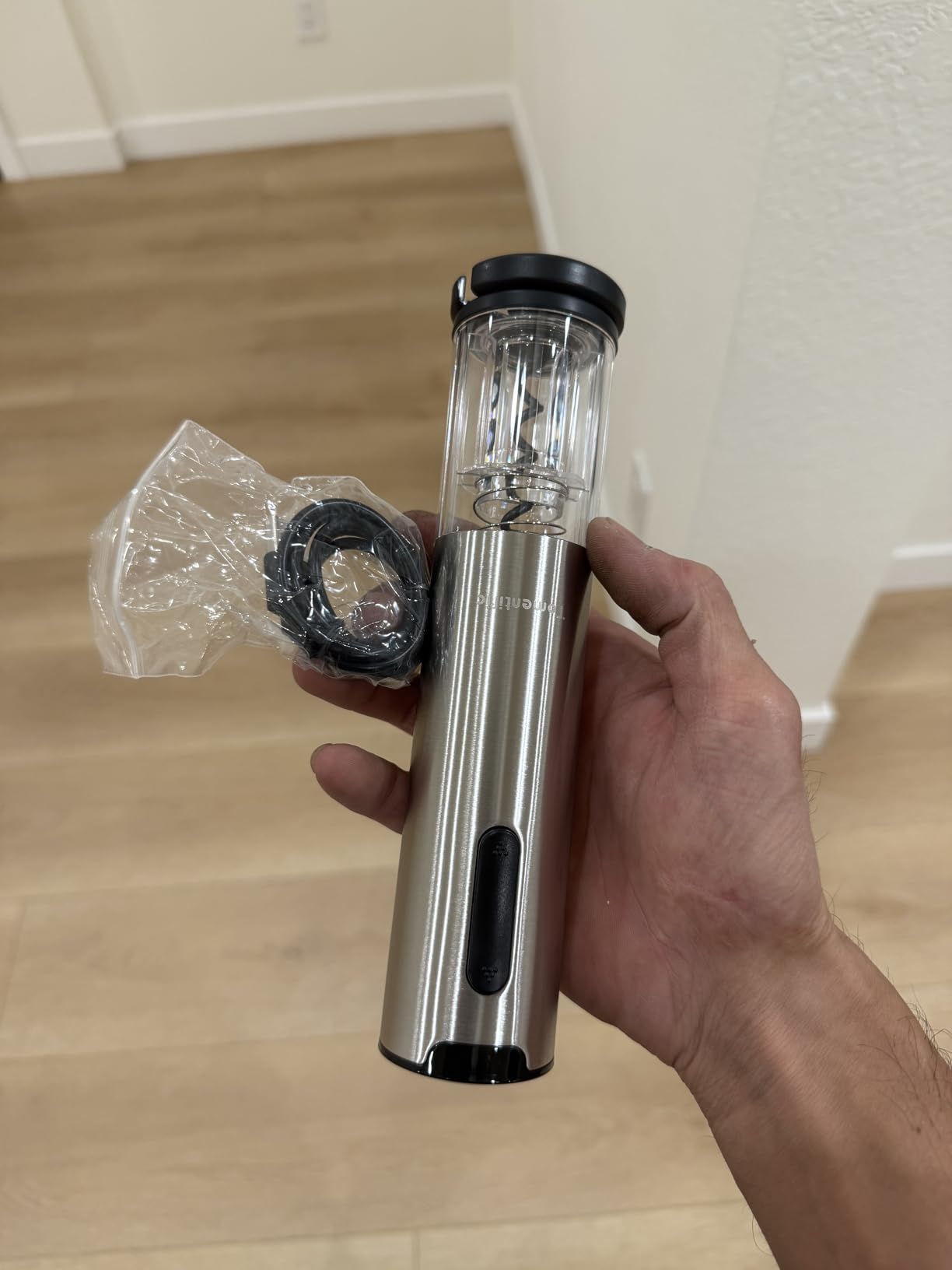 Electric Wine Opener Tomentific, Rechargeable Automatic Wine Corkscrew Bottle Opener With Foil Cutter, Type-C Charging Wine Openers With LED Light For Home Party Wedding Gifts (Stainless Steel) customer photo 1