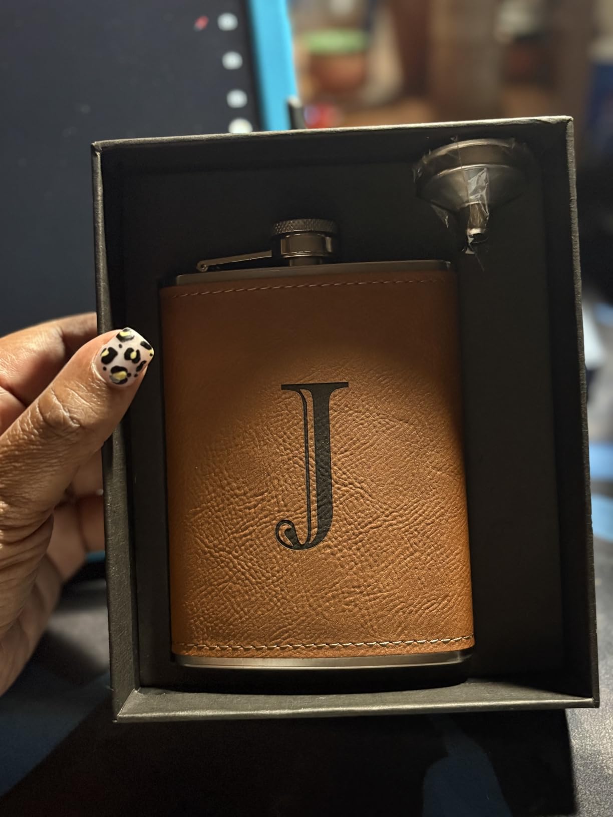 CARAKNOTS Hip Flasks for Liquor for Men Leather Drinking Whiskey Flask with Initials Engraved Stainless Steel with Funnel 8oz Groomsmen Gifts Personalized Christmas Birthday Gifts for Him Dad Letter J customer photo 1
