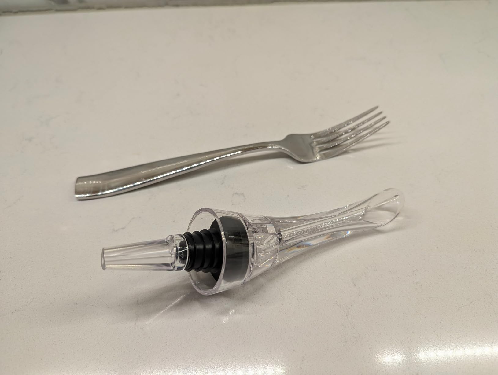 Wine Aerator Pourer Spout Rich Bubbles Decanter Spout Wine Air Aerator Improved Flavor Aerating Pourer Professional Quality No-Drip customer photo 1
