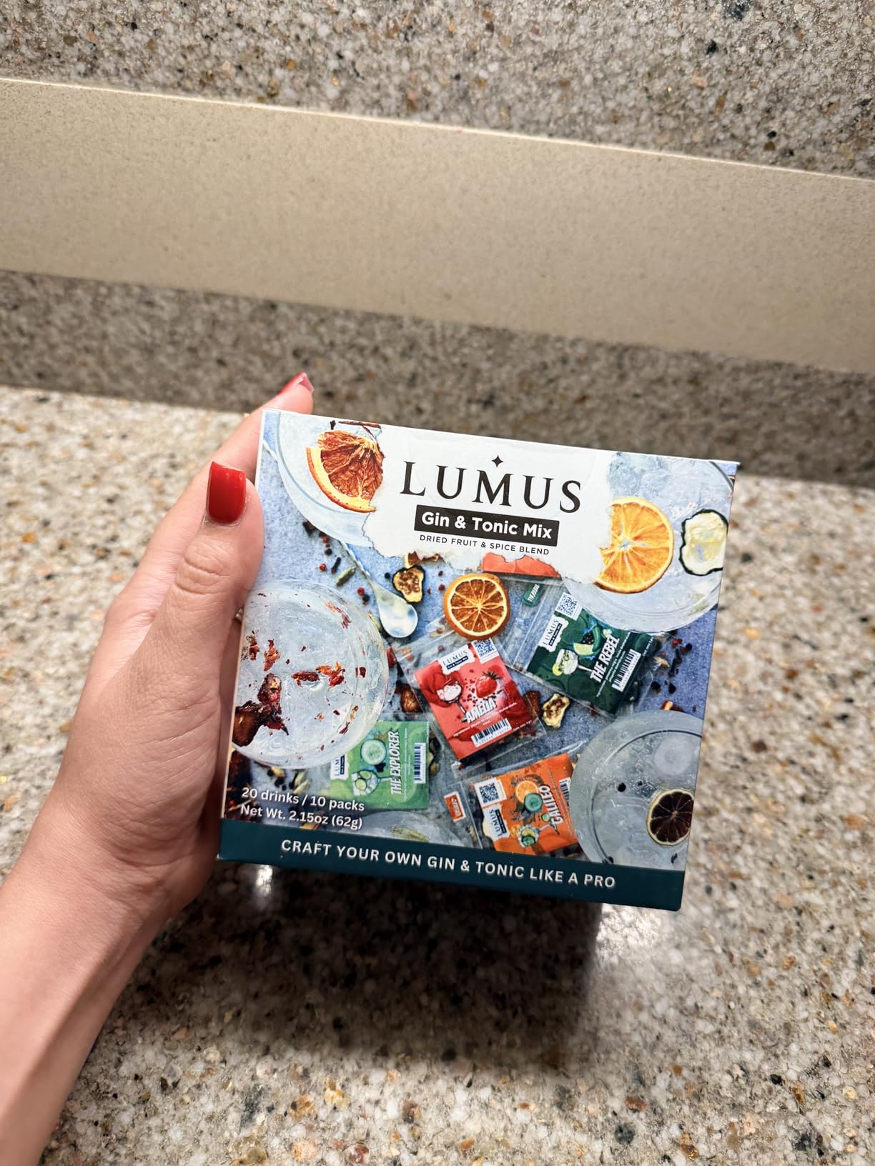 Lumus Gin & Tonic Mix. The perfect cocktail infusion DIY kit mix. 20+ Gin & Tonic servings, 5 delicious recipes to enjoy and share, ideal for home and gifts. customer photo 1