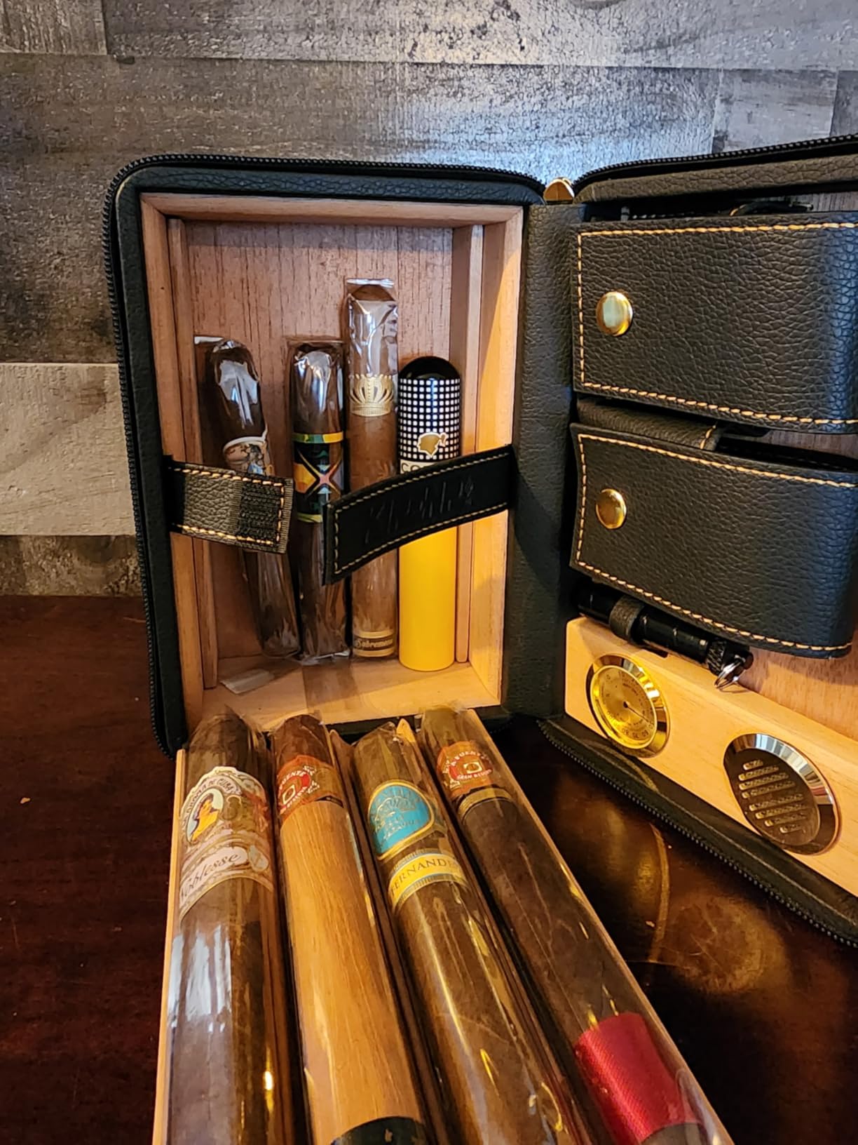 Travel Cigar Humidor Set, 2-Layer Design & CedarWood Lined, with Cigar Lighter Built-in V Cutter & Holder, Cigar Cutter, Draw Enhancer, Hygrometer, Humidifier, Portable Leather Cigar Case, Gifts for Men customer photo 1