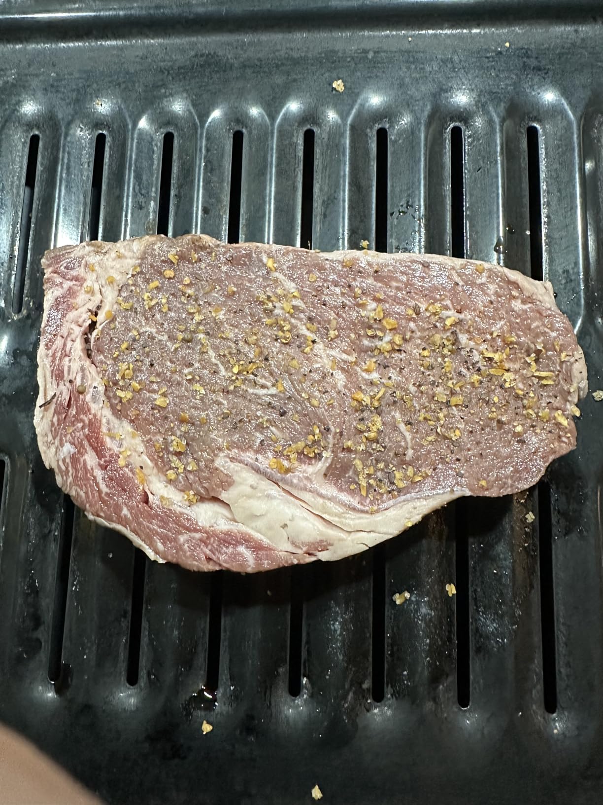 MeatWorks USDA Prime 8 Steak Assortment Box - 4 x (12 oz.) Ribeye, 2 x (12 oz.) NY Strip, 2 x (8 oz.) Filet Mignon - Ideal Gifts for Men, Husbands, and Adults That Like Food Gifts customer photo 2