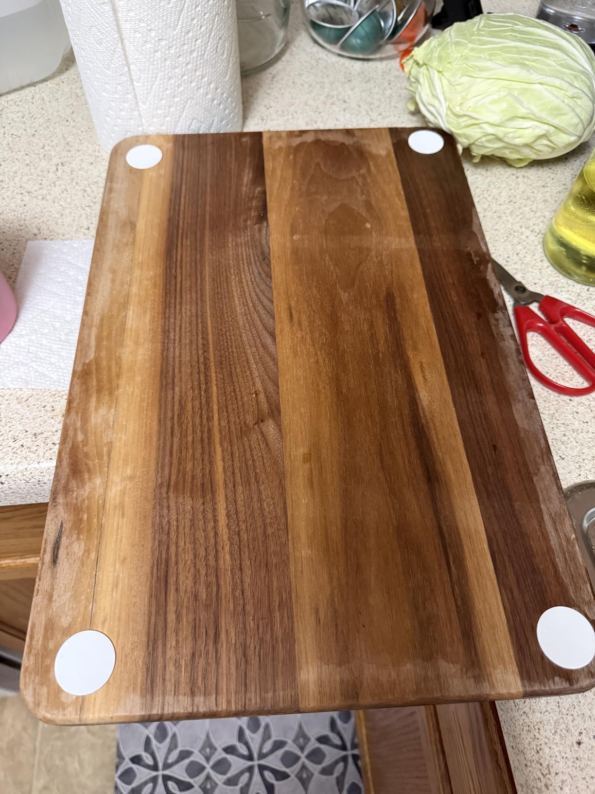 AZRHOM Large End Grain Walnut Wood Cutting Board 17x13x1.5 in Thick Butcher Block for Kitchen with Non-slip Mats Juice Groove & Handles (Gift Box) customer photo 2