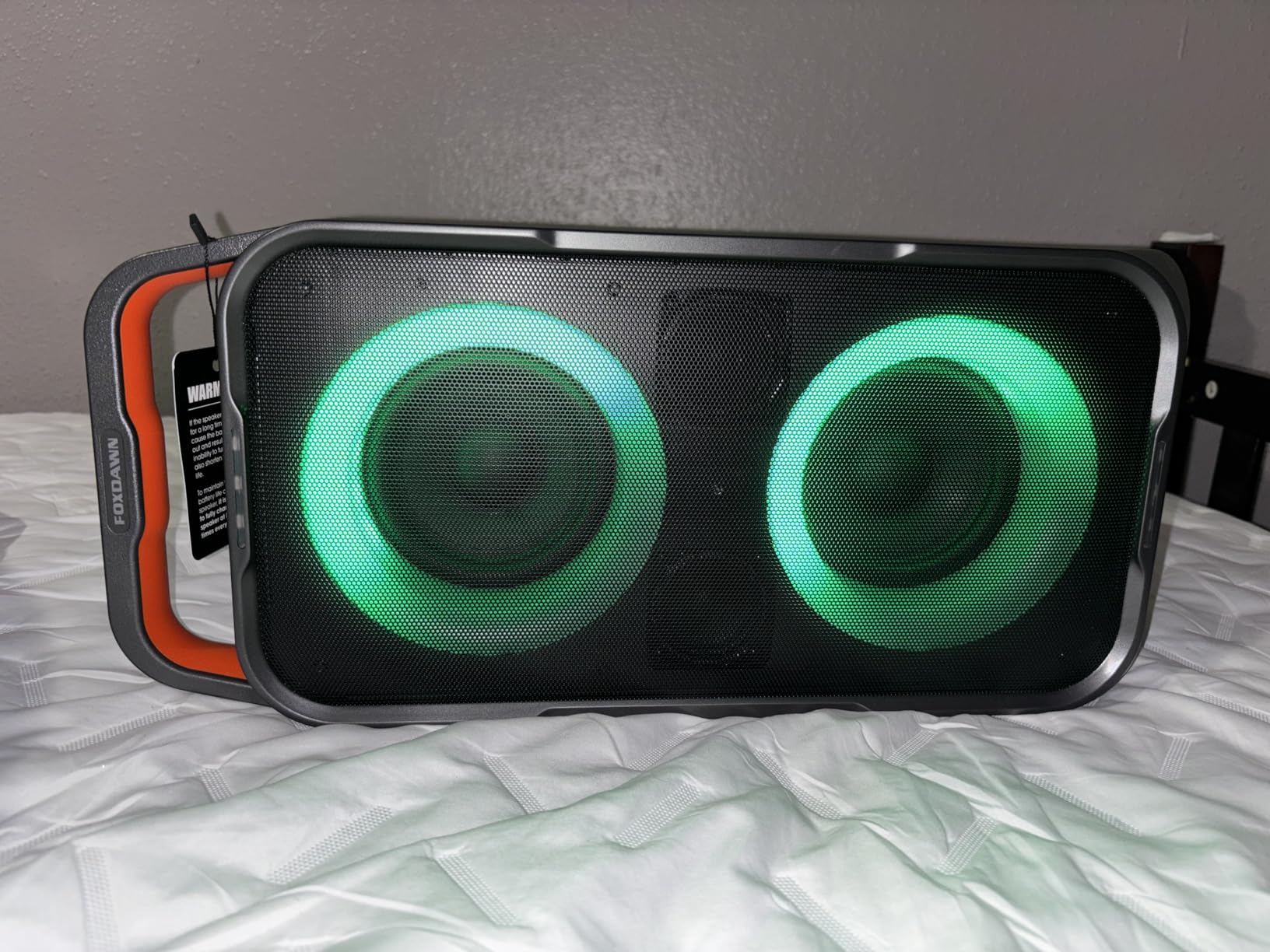 Foxdawn Portable Bluetooth Speaker: 240W Peak Powerful Loud Sound Deep Bass Wireless Boombox Large Subwoofer 15 Hours Battery Life Fast Charging with LED Light Show for Party Outdoor Camping Backyard customer photo 1