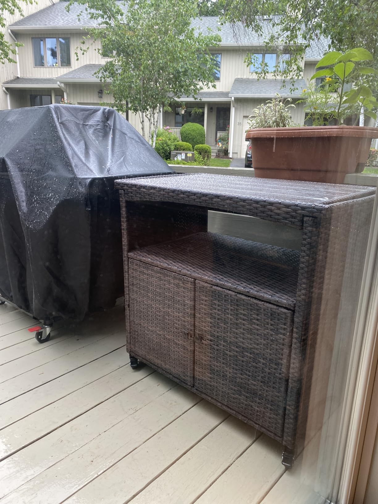 VINGLI Wicker Outdoor Bar Cart with Storage and Wheels, Outdoor Bar Table Serving Cart Rattan Bar Cart with Glass Top and Shelf for Pool, Party, Backyard, Porch (Black) customer photo 1