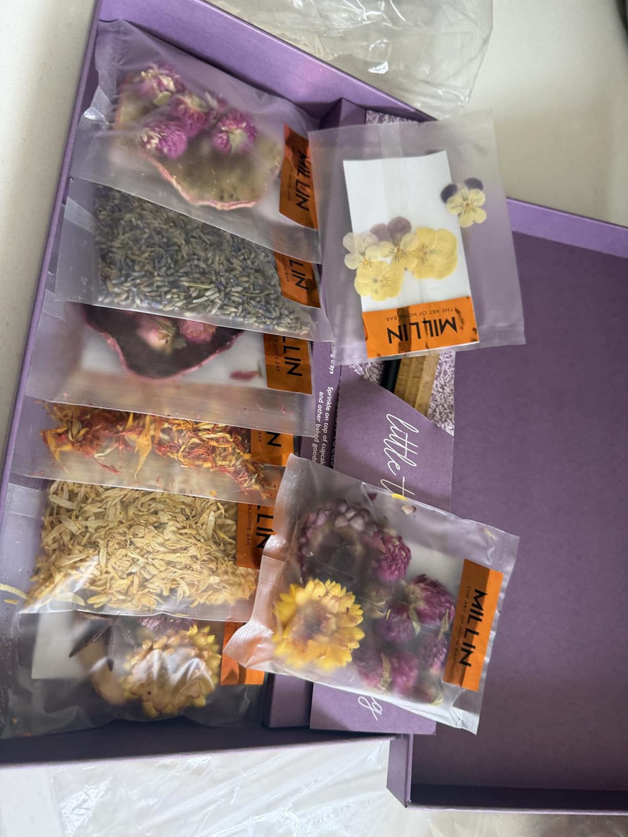 MILLIN Cocktail Garnish Gift Set - Edible Flowers & Dehydrated Fruits | Premium Bar Accessories | Unique Gift for Her | Holiday gifting customer photo 1
