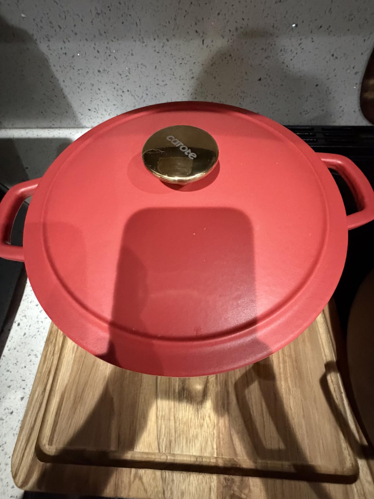 CAROTE 5QT Enameled Cast Iron Dutch Oven Pot with Lid, Heavy-Duty Dutch Oven for Sourdough Bread Baking, Braising, Stews, Roasting, Healthy & Non-Toxic, Dual Handles, All Stovetop Compatible, Oven Safe up to 500° F, Red customer photo 2