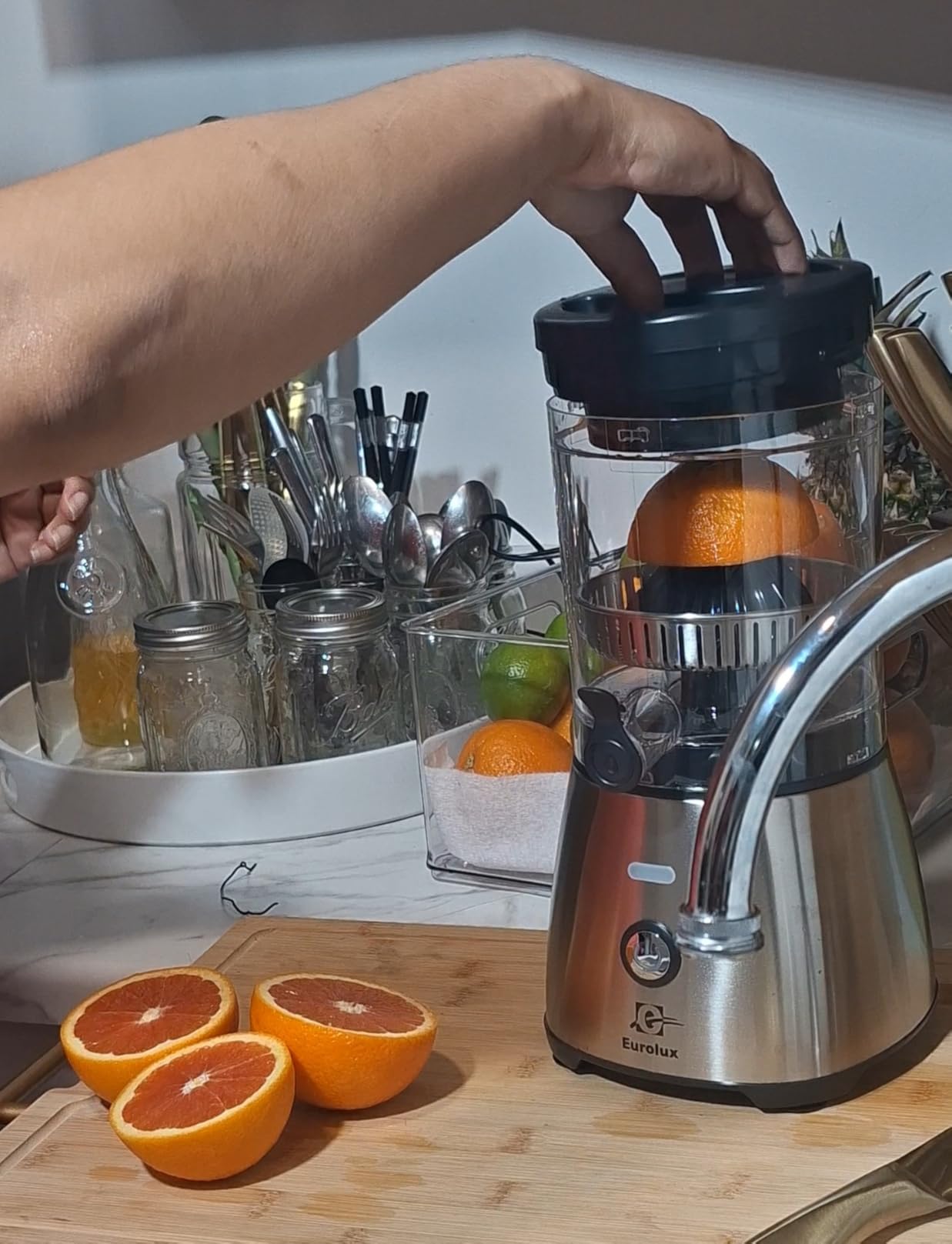 Eurolux Electric Citrus Juicer Stainless Steel | Premium Hands-Free One-Touch Orange Juice Squeezer for Oranges, Lemons, and Limes | Quiet Operation, Easy to Clean, Countertop Small Kitchen Appliance customer photo 1