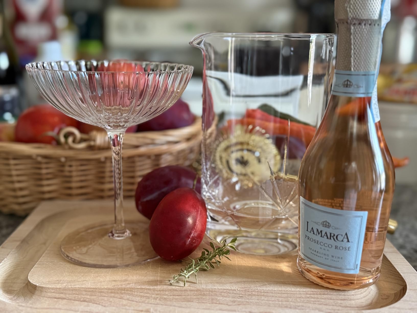 Venus Seashell Coupe Cocktail Glasses | Set of 4 | 8 oz Crystal Ribbed Champagne Saucers for Drinking P-Star and Espresso Martini, Margarita, Daiquiri, Cosmopolitan, Gimlet | Elegant Gift Glassware customer photo 2