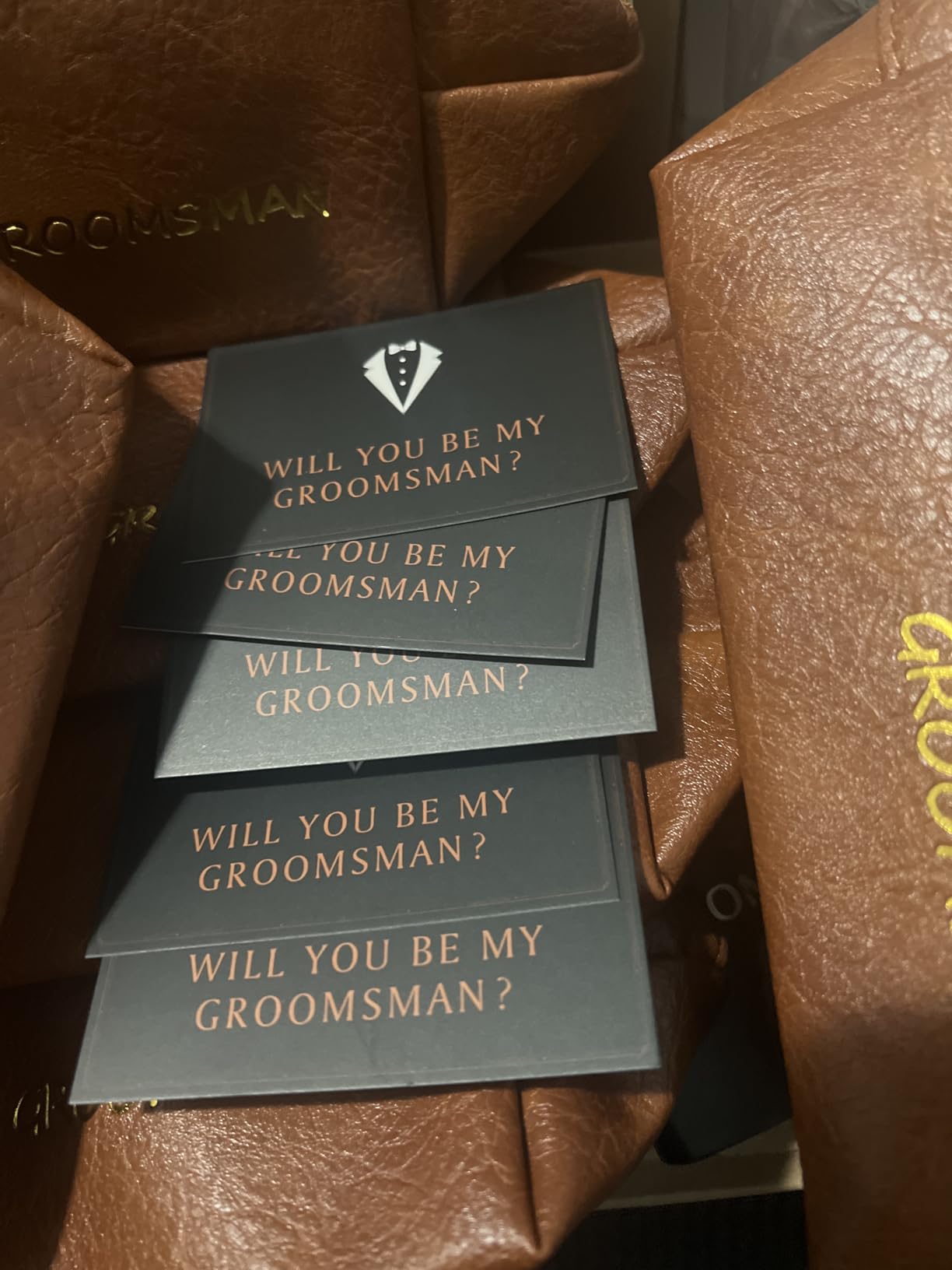 60Pcs Groomsmen Gifts Set of 6, Groomsmen Proposal Box with Flasks Sunglasses PU Leather Toiletry Bag Bottle Opener for Wedding Groomsman Best Man Gift (Black) customer photo 1