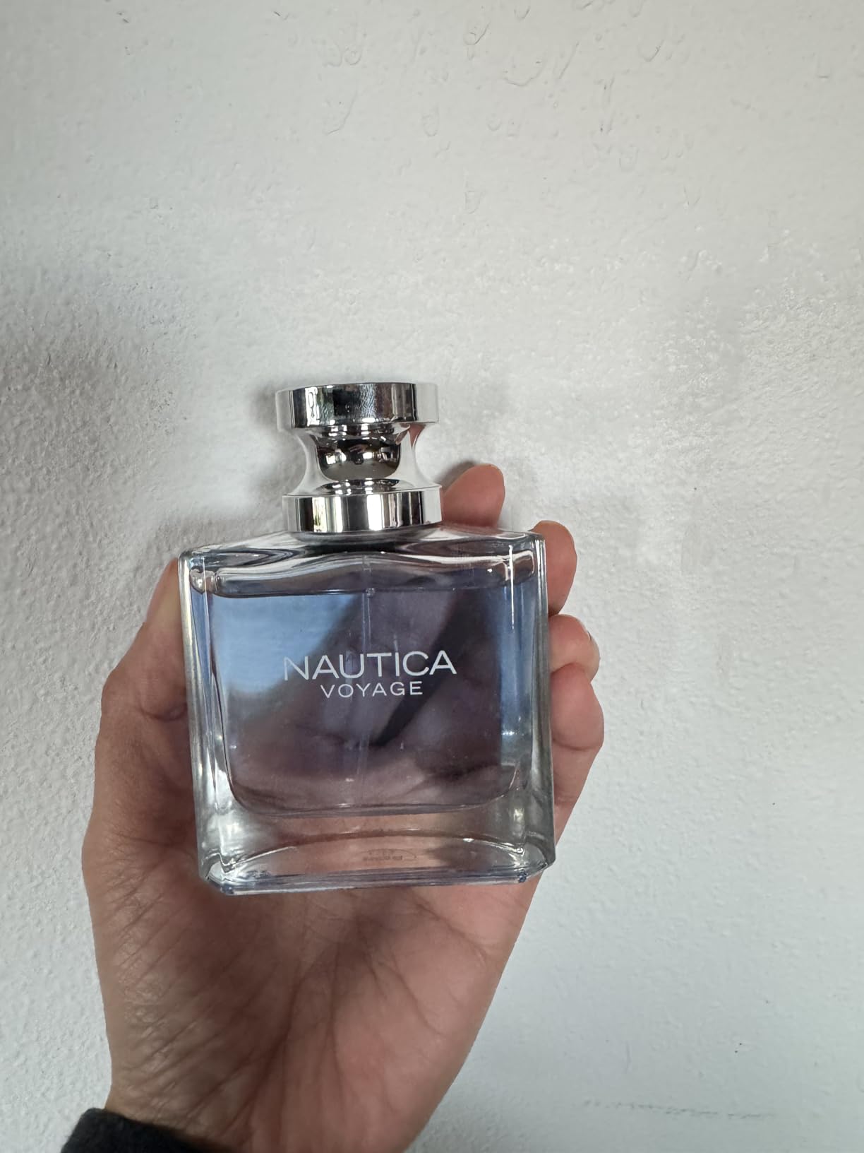 Nautica Voyage Giftset, 1.6 fl oz EDT + 6 oz Deodorizing Body Spray, Notes of Apple, Cedarwood, Mimosa, Men's Fragrance, Long Lasting, Everyday Fragrance customer photo 1