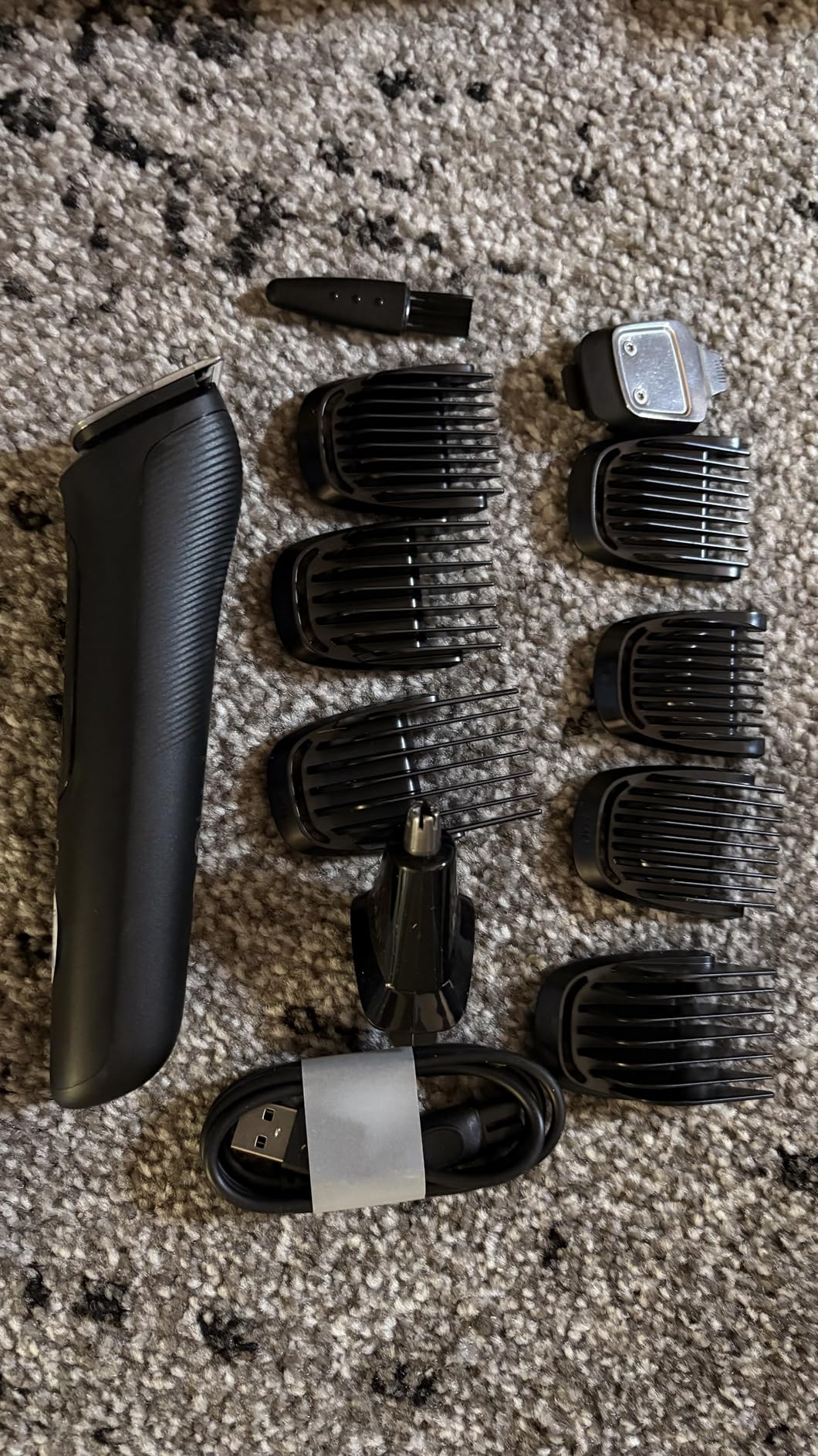 Philips Norelco All-in-One 3000 Series 13 in 1 Trimmer, Beard Styler & Men's Hair Clipper, 9 Length Settings & Self-Sharpening Skin-Friendly Blades, MG3919/50 customer photo 2