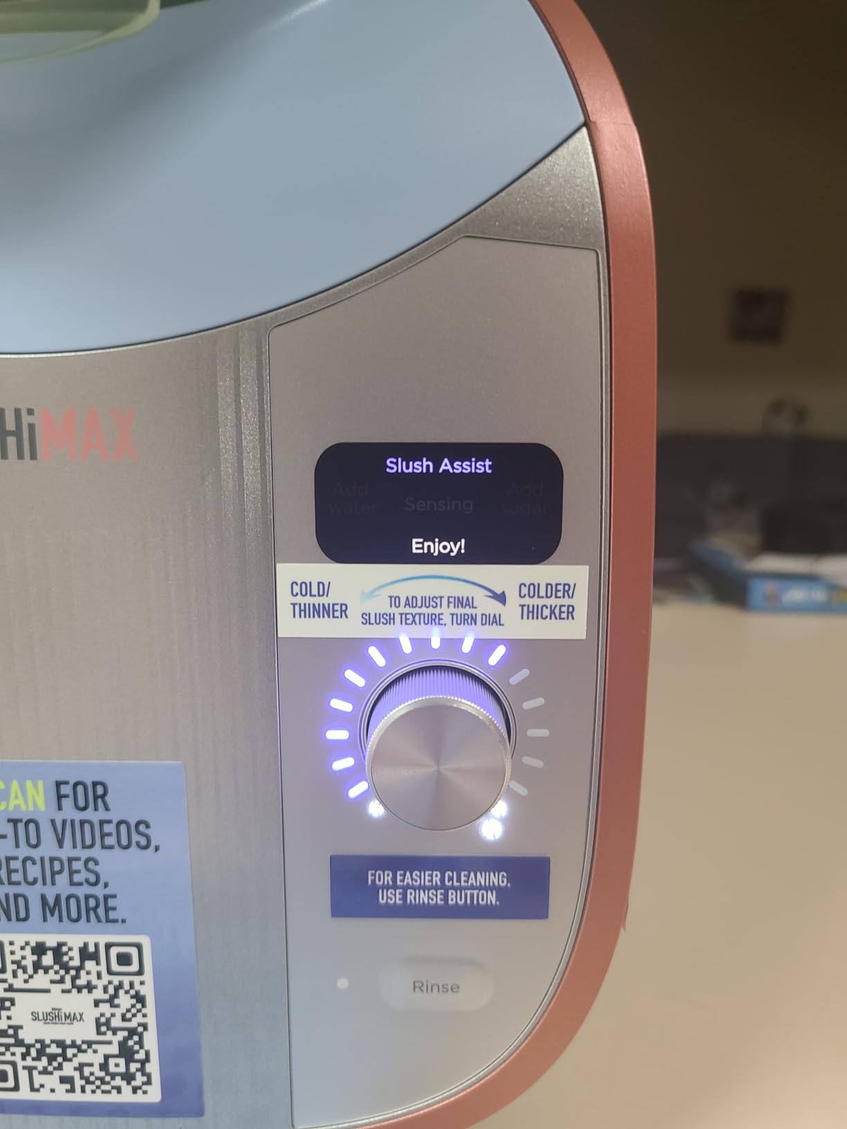 Ninja SLUSHi Max XXL Smart Frozen Drink Maker, Top Performance and Smart Technology, Party Size 150 Ounces Capacity, No Ice Needed, 6 Programs, Ideal Temp and Texture up to 12 Hours, Peach, FS605 customer photo 2