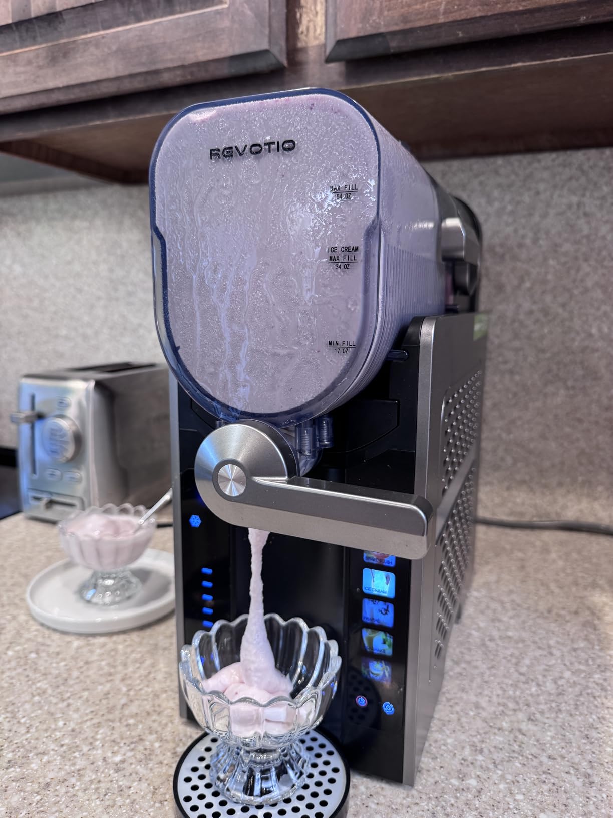 Slushie Machine for Home, 88 oz Slushy Machine, No Ice Needed Frozen Drink Maker with 6 Presets, Quiet, Auto-Clean, LED Display, Black, Perfect for Margaritas, Frappes, Milkshakes and More customer photo 1