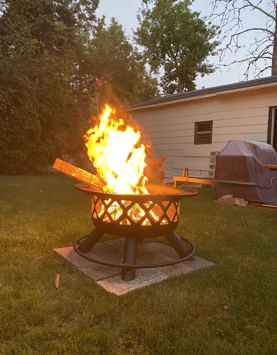 BALI OUTDOORS 40 Inch Outdoor Fire Pit Patio, Wood Burning Firepits with Grill customer photo 2