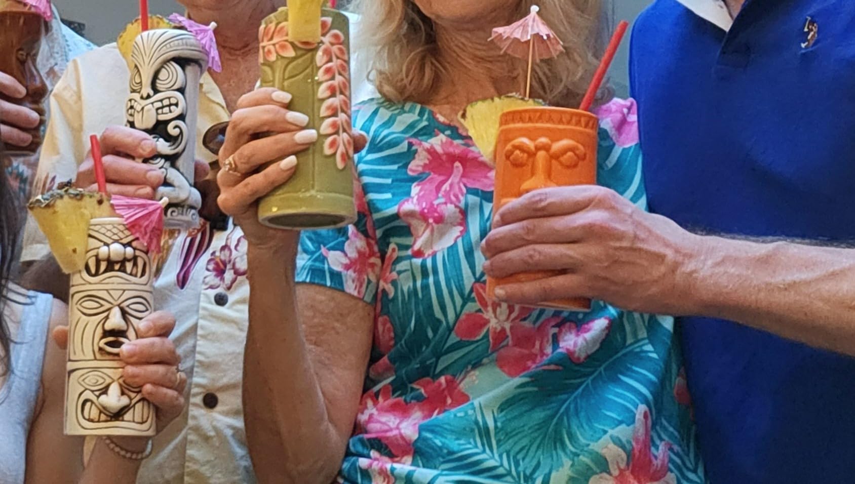 LEMONSODA Ceramic Hawaiian Tiki Glasses (Tiki Parrots, Set of 4) customer photo 2