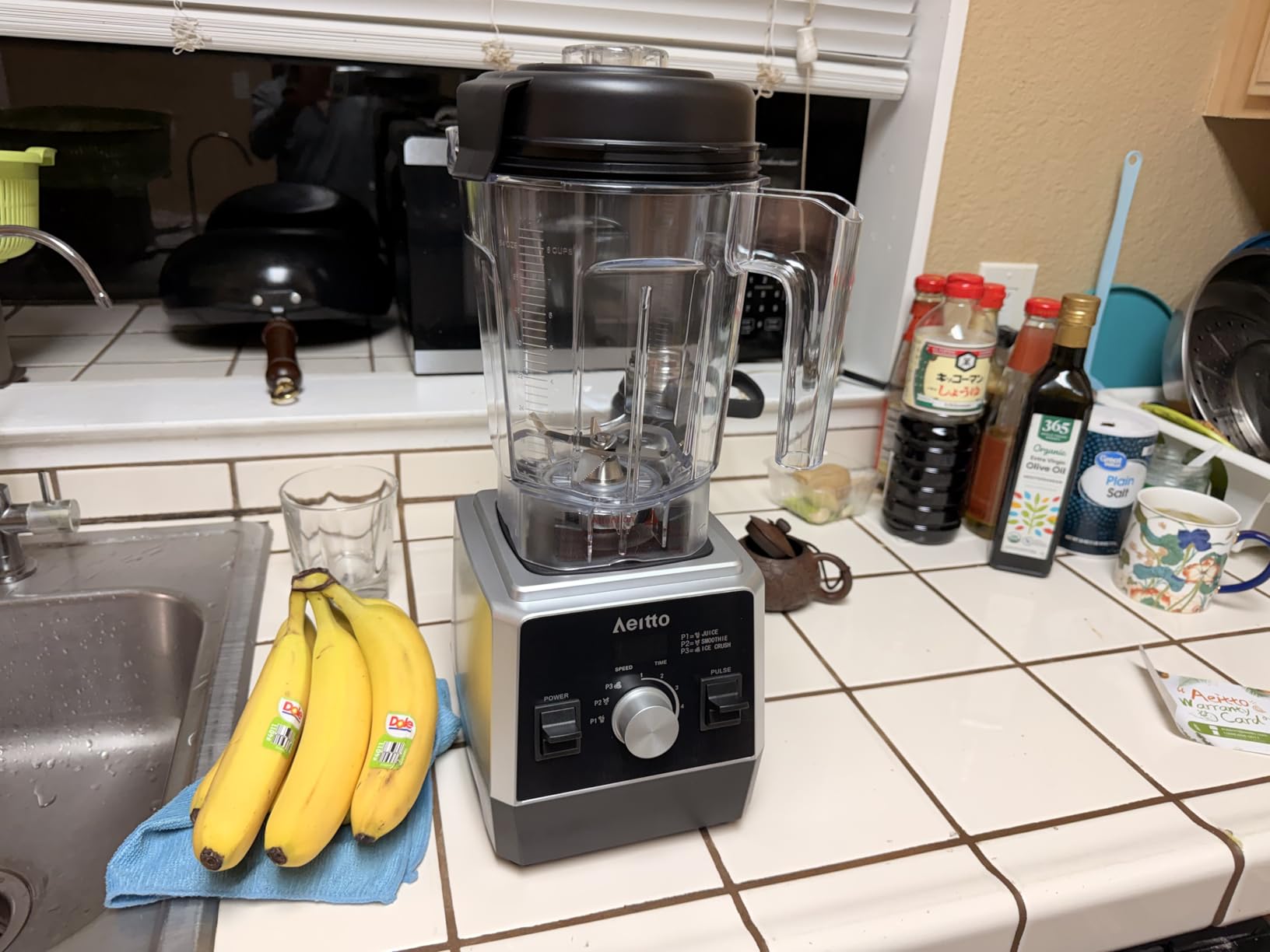 Aeitto Professional Countertop Blender | 1800W Max Power, 68 Oz, 3 Preset Programs & 7 Speeds, Generation2 Silver customer photo 1