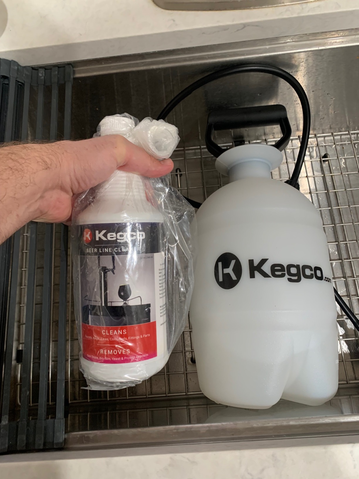 Kegco Deluxe Hand Pump Pressurized Keg Beer Cleaning Kit with 32 Ounce National Chemicals Beer Line Cleaner,Black (Packaging of cleaning solution May Vary),White customer photo 2