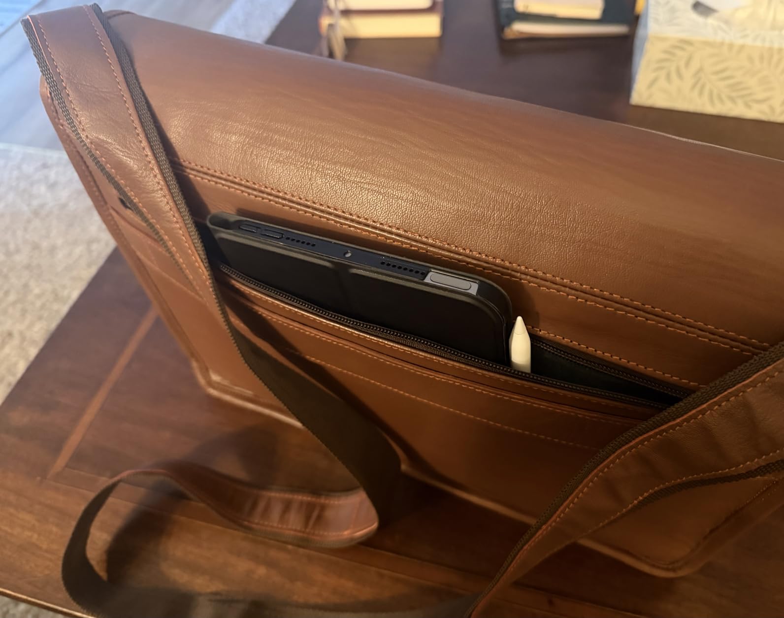 RUSTIC TOWN 15 inch Vintage Crossbody Full Grain Leather Laptop Messenger Bag customer photo 1