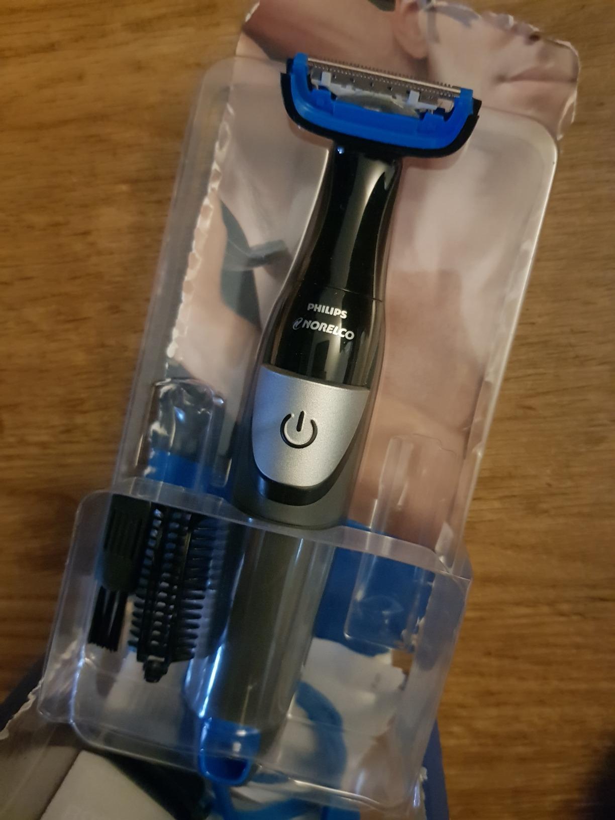 Philips Norelco Bodygroom Series 1100, BG1026/60, Showerproof Body Hair Trimmer and Groomer for Men customer photo 2