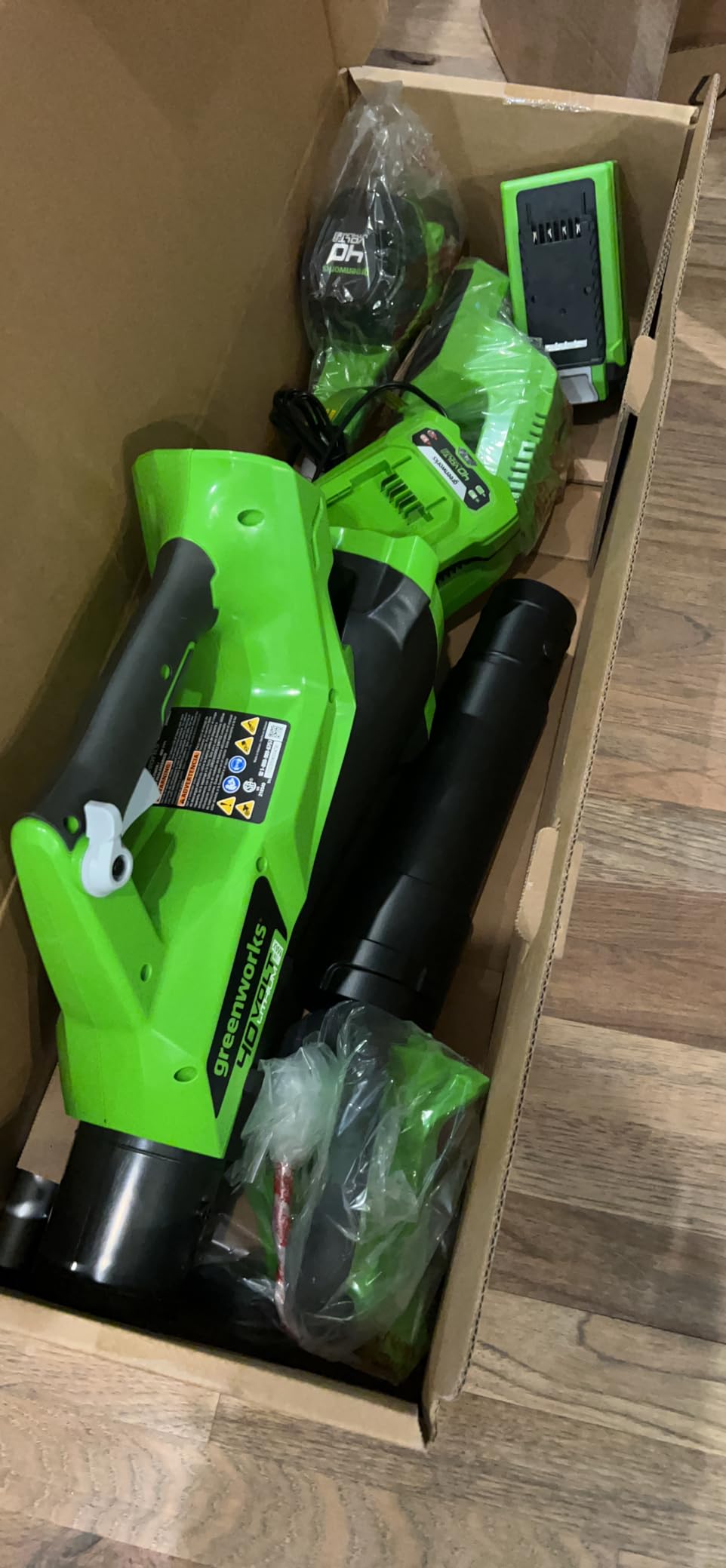 Greenworks 40V Cordless Yard Tool Combo Kit with 2.0Ah Battery & Charger - 12