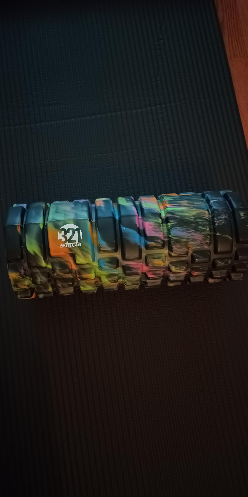 321 Strong Foam Roller - Medium Density Deep Tissue Massager for Muscle Massage and Myofascial Trigger Point Release, with 4K eBook customer photo 2