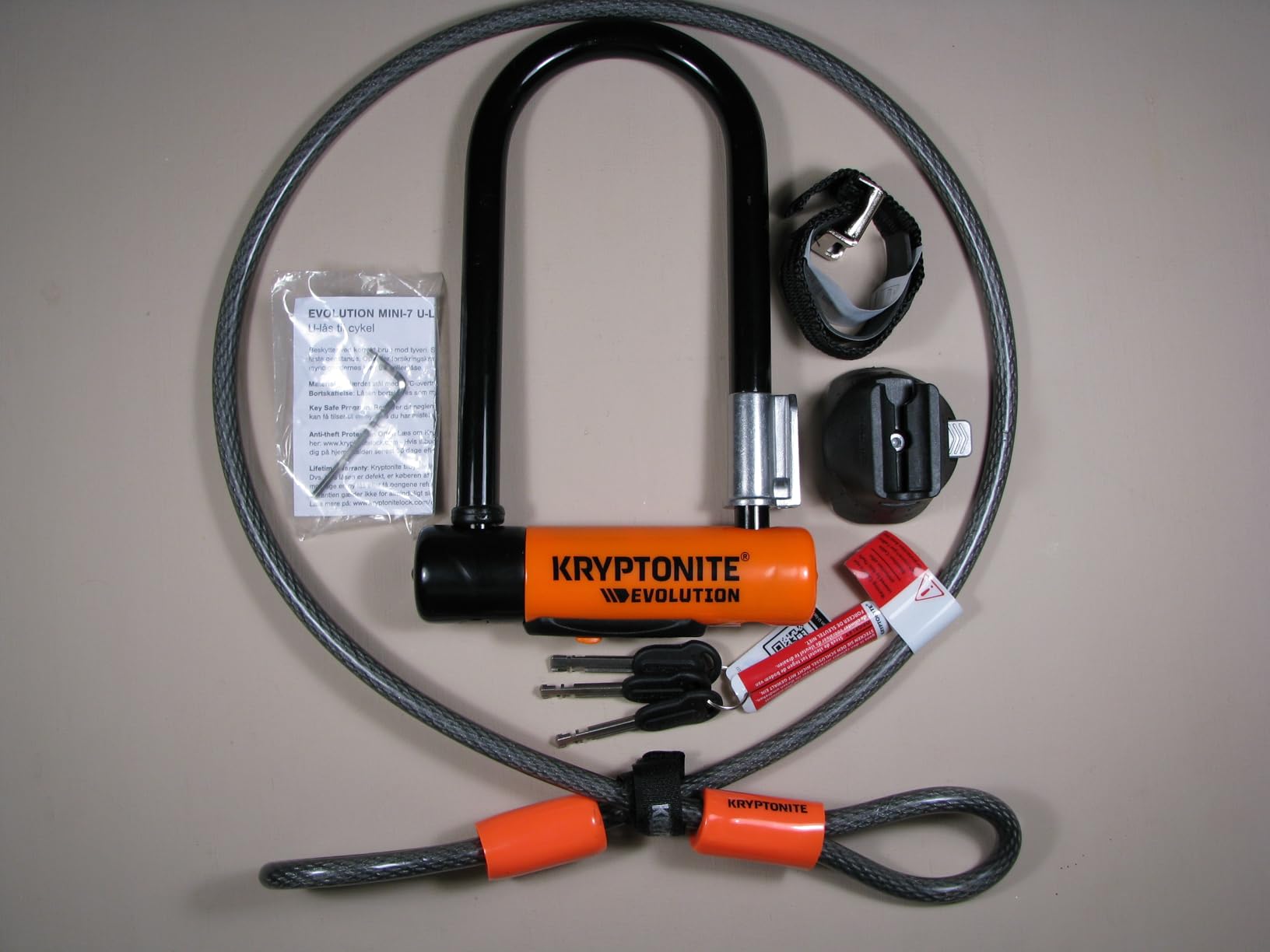 Kryptonite Evolution Mini-7 Bike U-Lock with 4 ft Security Cable, 13mm Max Performance Steel Shackle, Double Deadbolt, 3 Keys, Frame Mount Bracket, Compact High Security Bicycle Lock customer photo 2